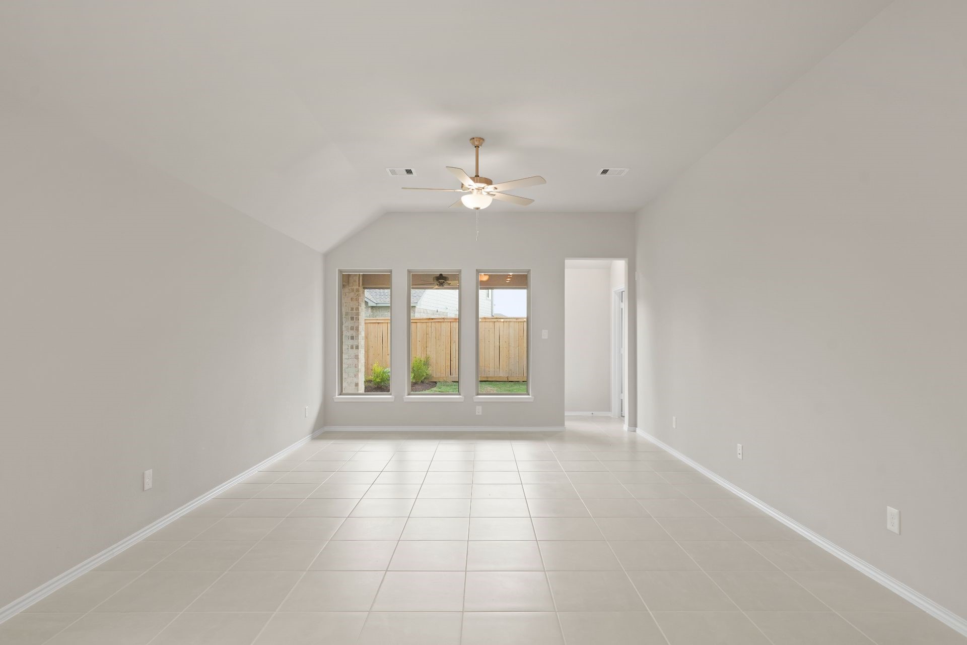 21142 Armstrong County Drive Property Photo 11