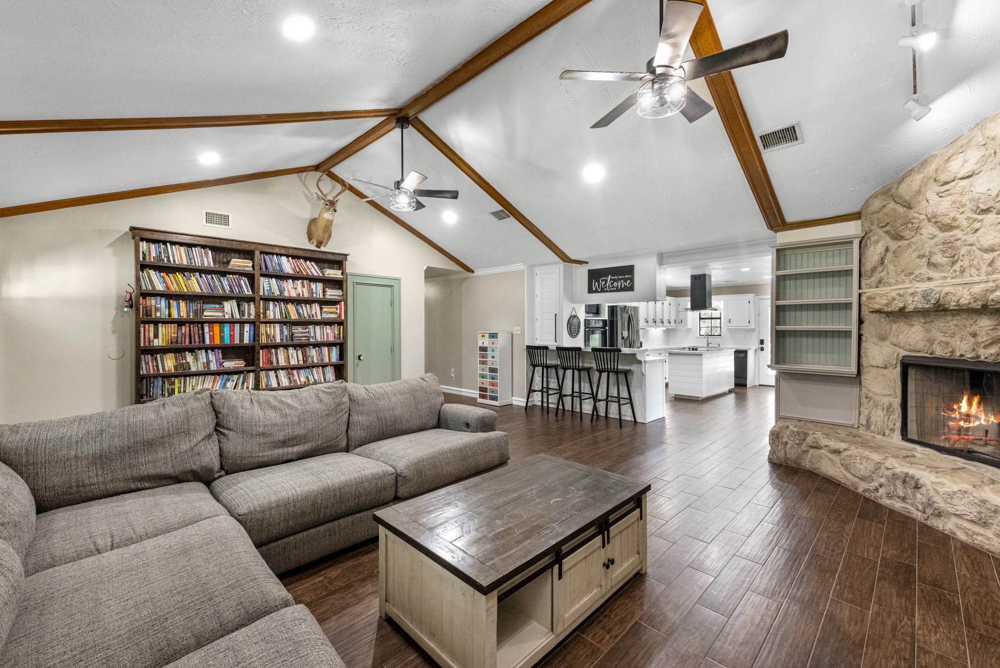 22698 Brook Forest Road Property Photo 7