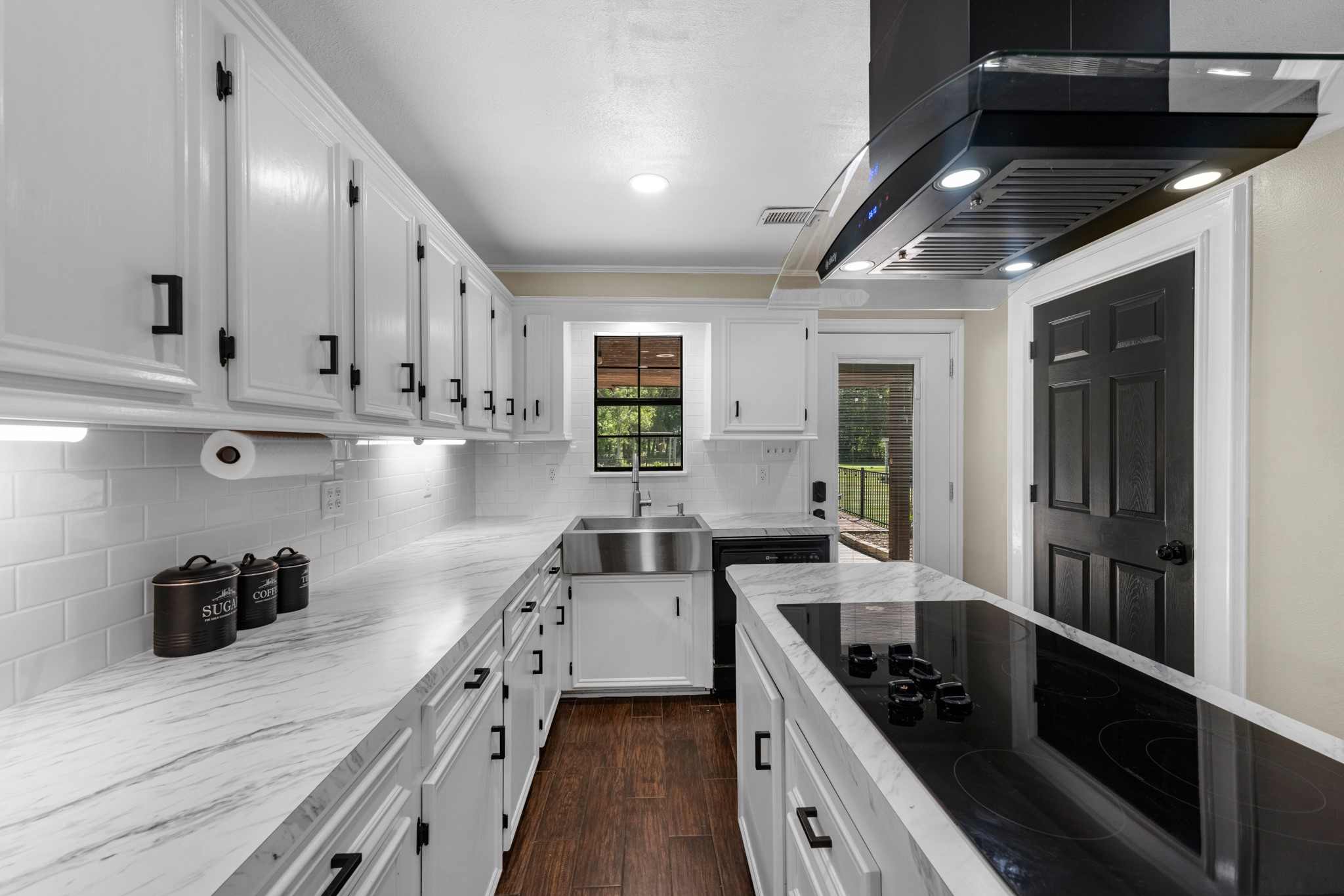 22698 Brook Forest Road Property Photo 10