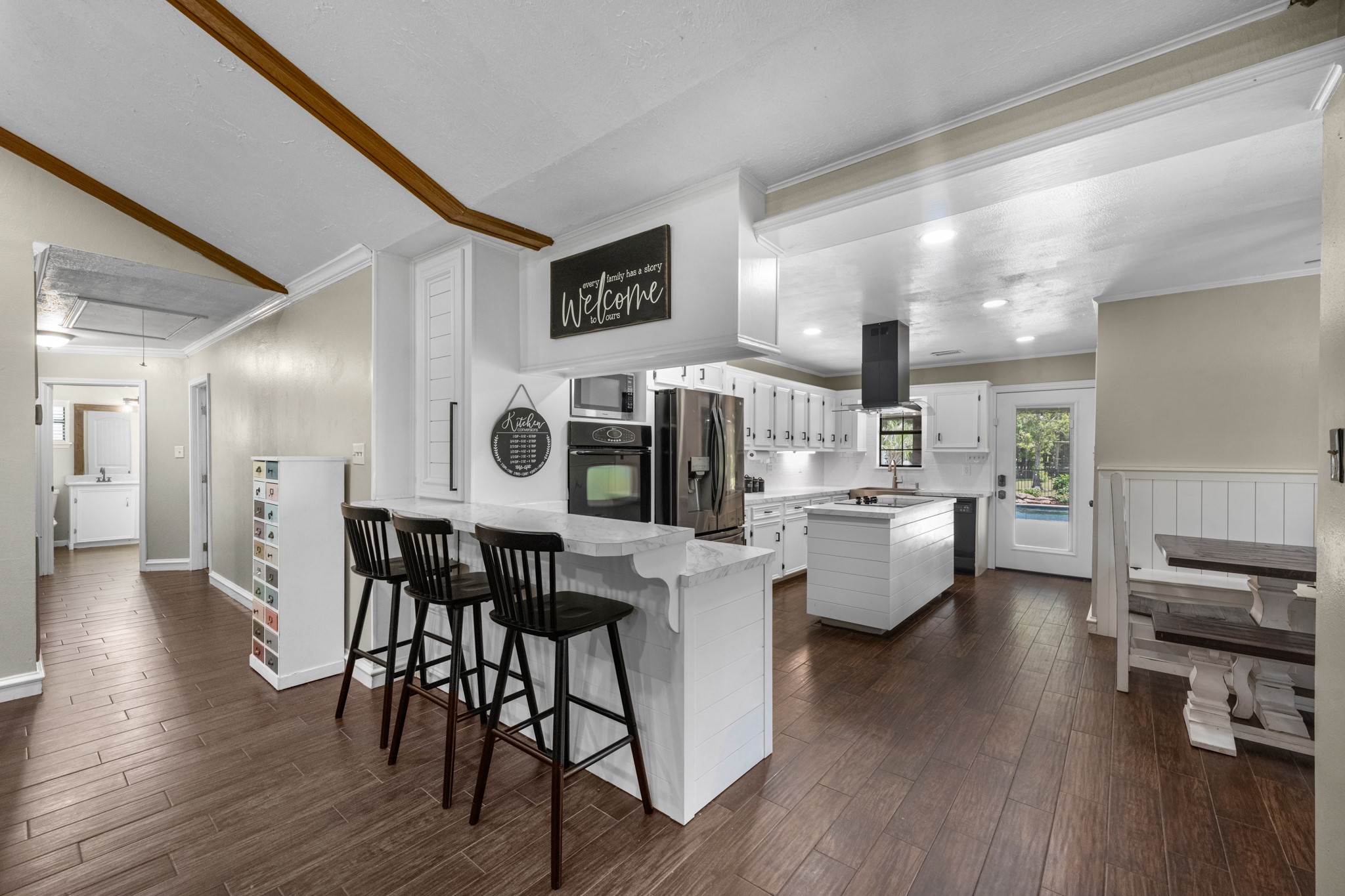 22698 Brook Forest Road Property Photo 15