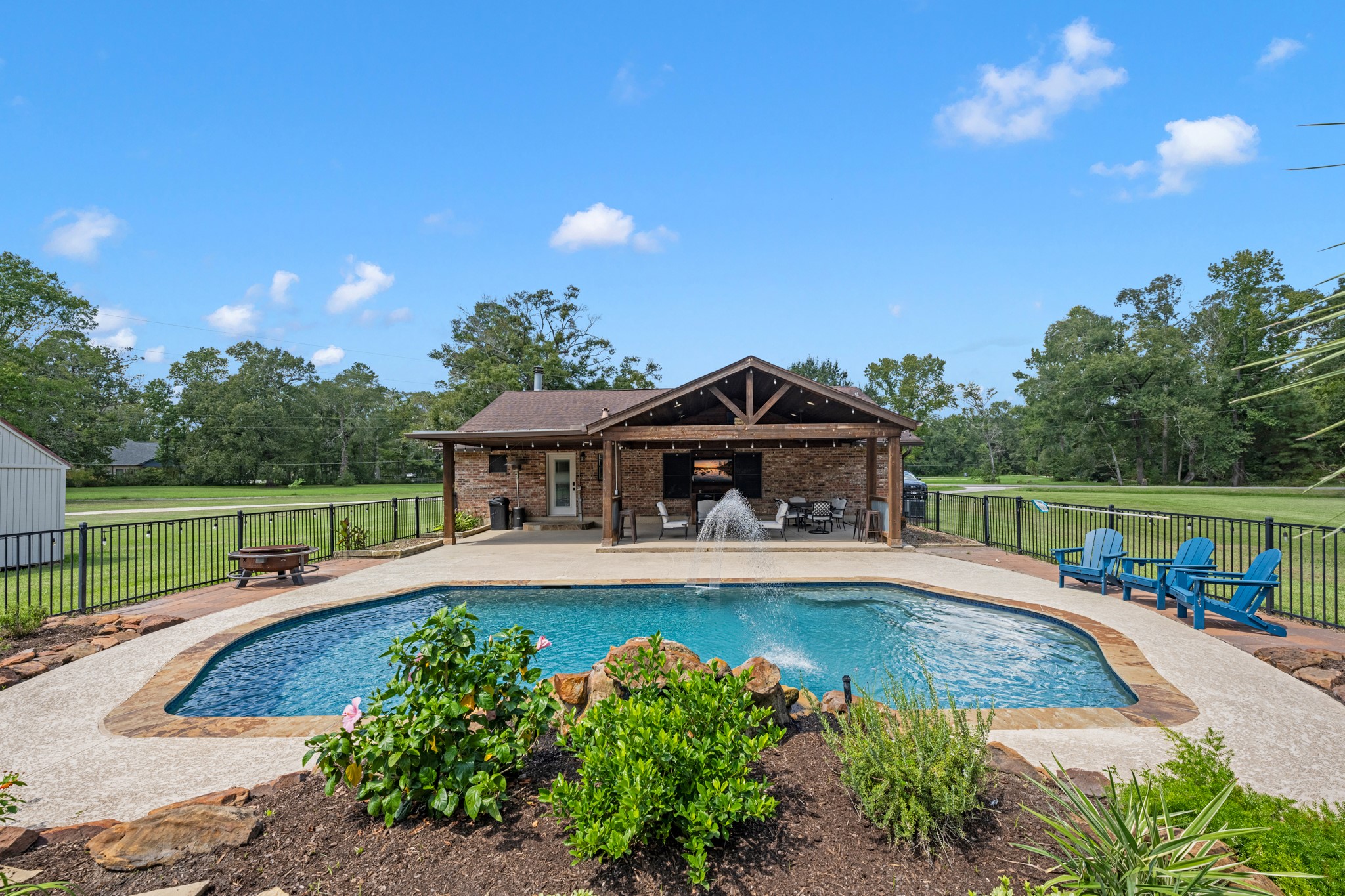 22698 Brook Forest Road Property Photo 35