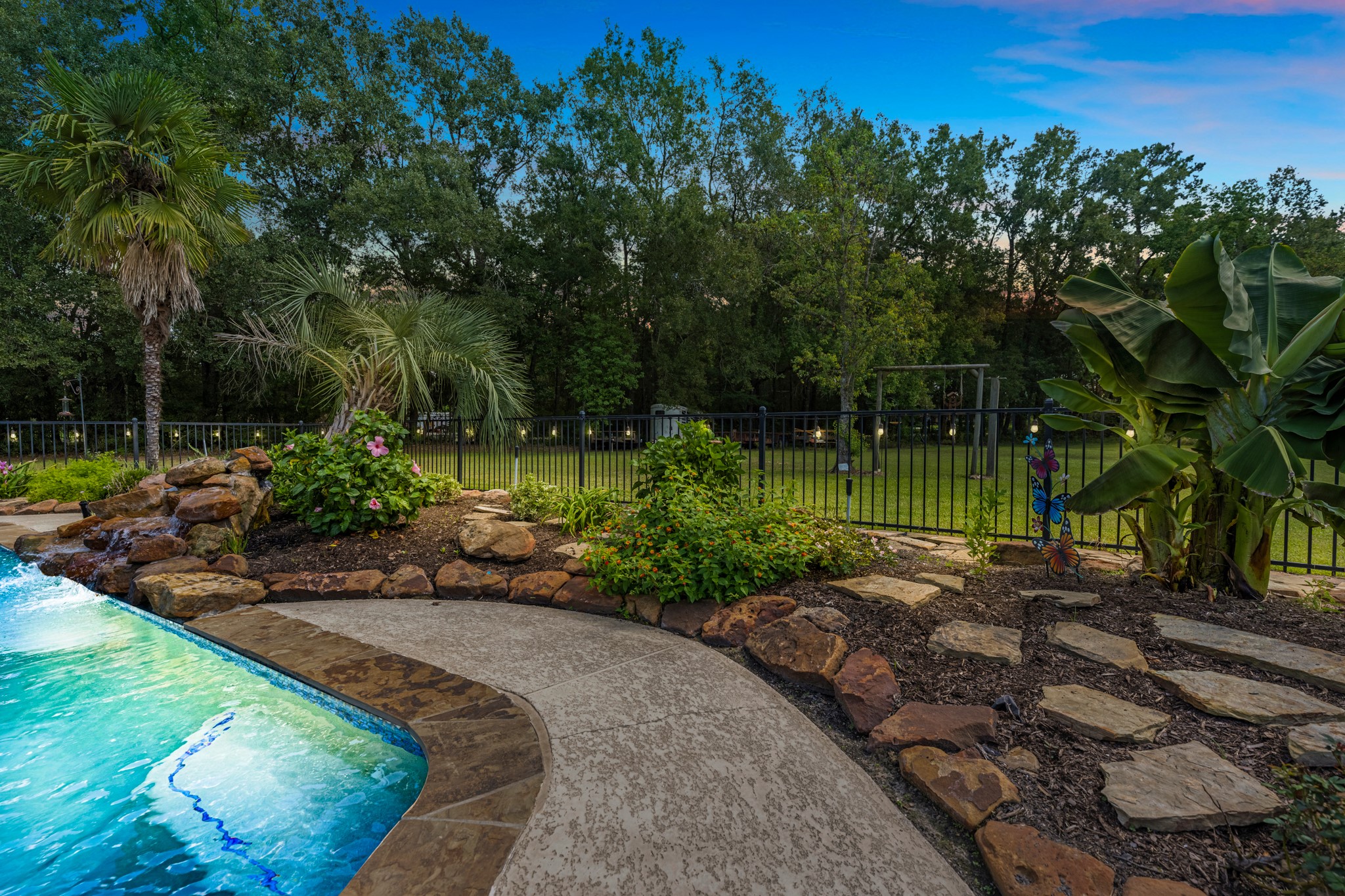 22698 Brook Forest Road Property Photo 38