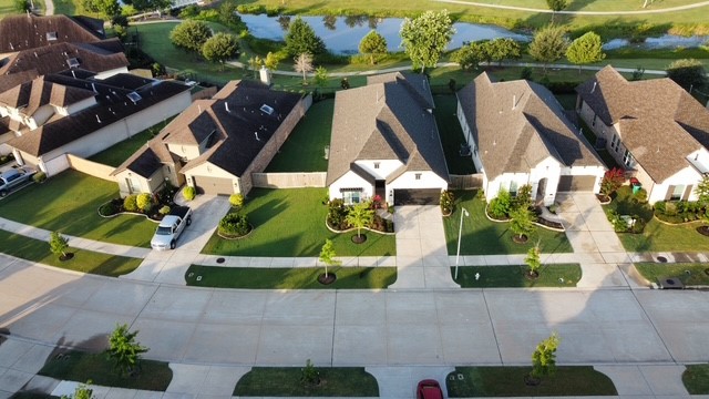 22911 Pearl Glen Drive Property Photo 1