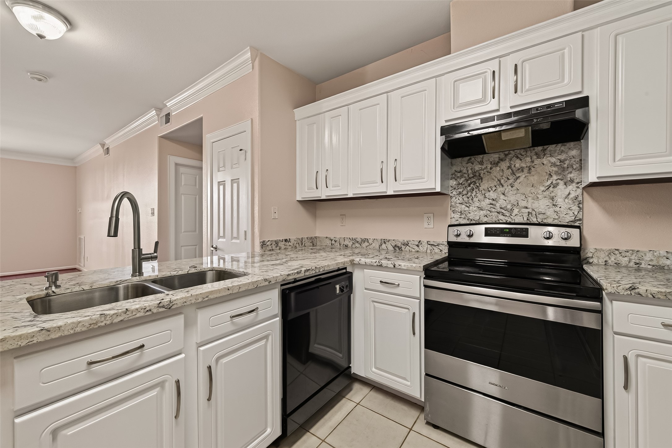 6633 W Sam Houston Parkway S 3c Property Photo 21