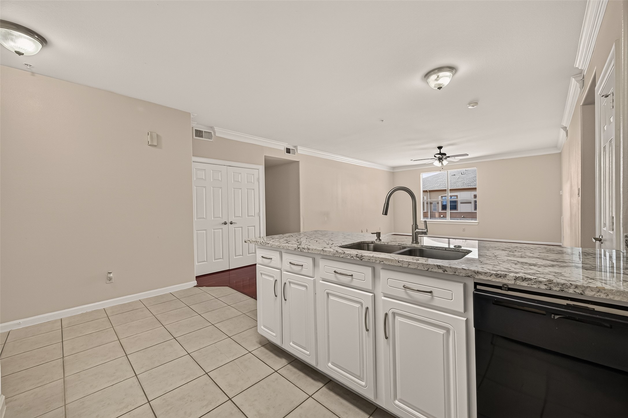 6633 W Sam Houston Parkway S 3c Property Photo 22