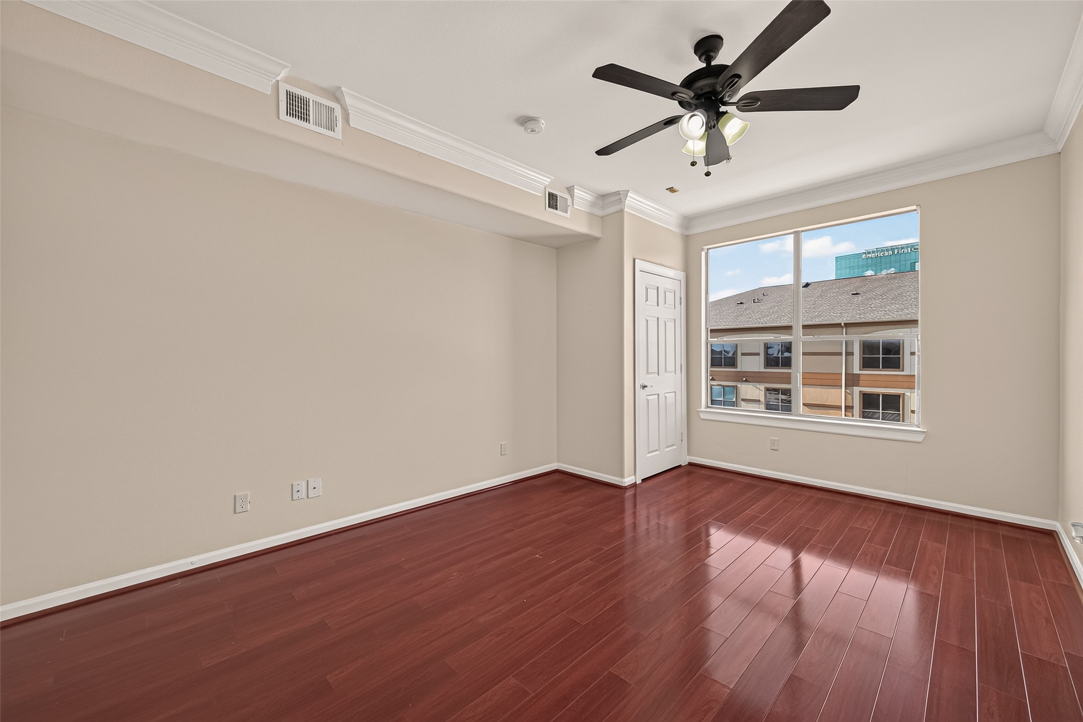 6633 W Sam Houston Parkway S 3c Property Photo 32