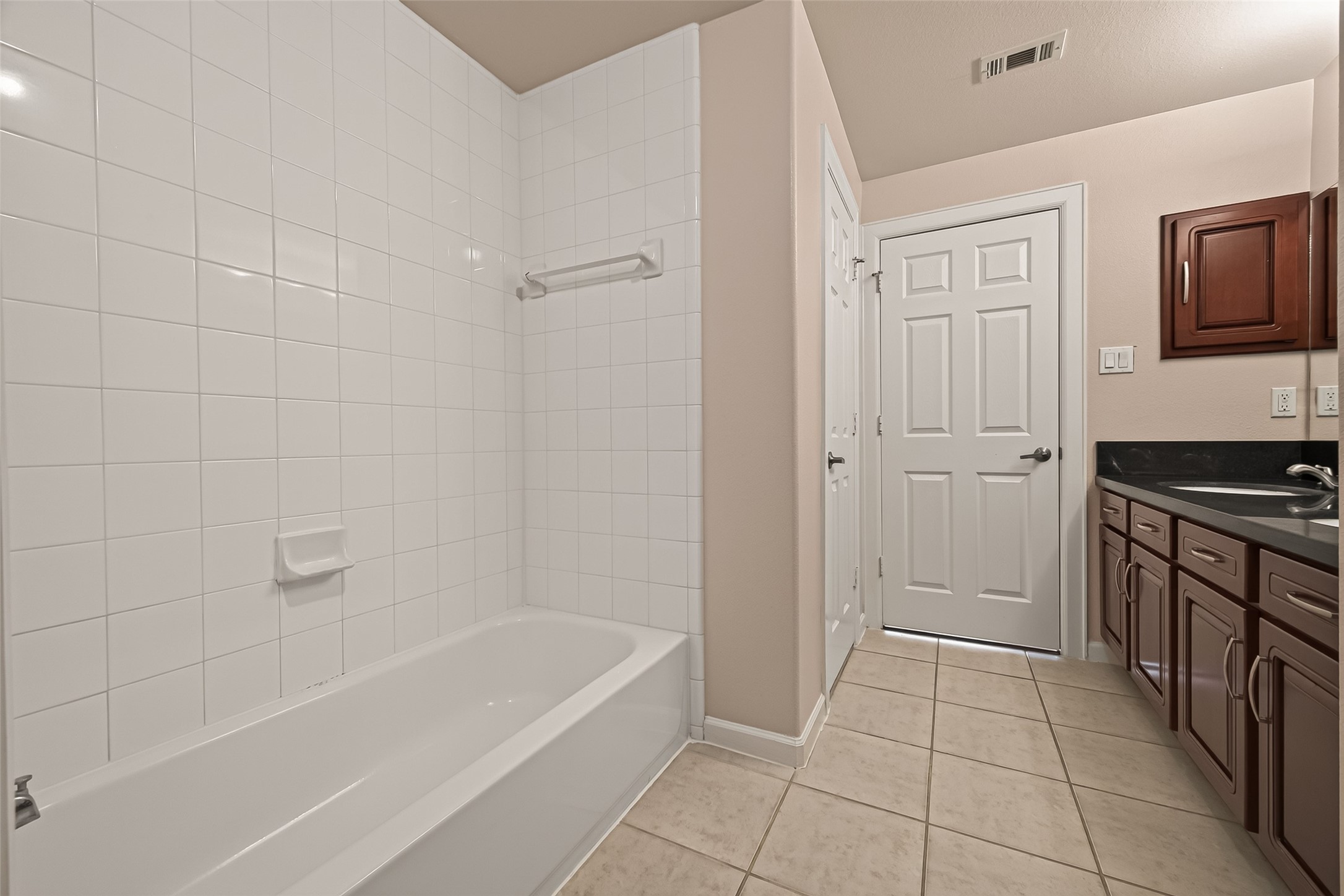 6633 W Sam Houston Parkway S 3c Property Photo 37
