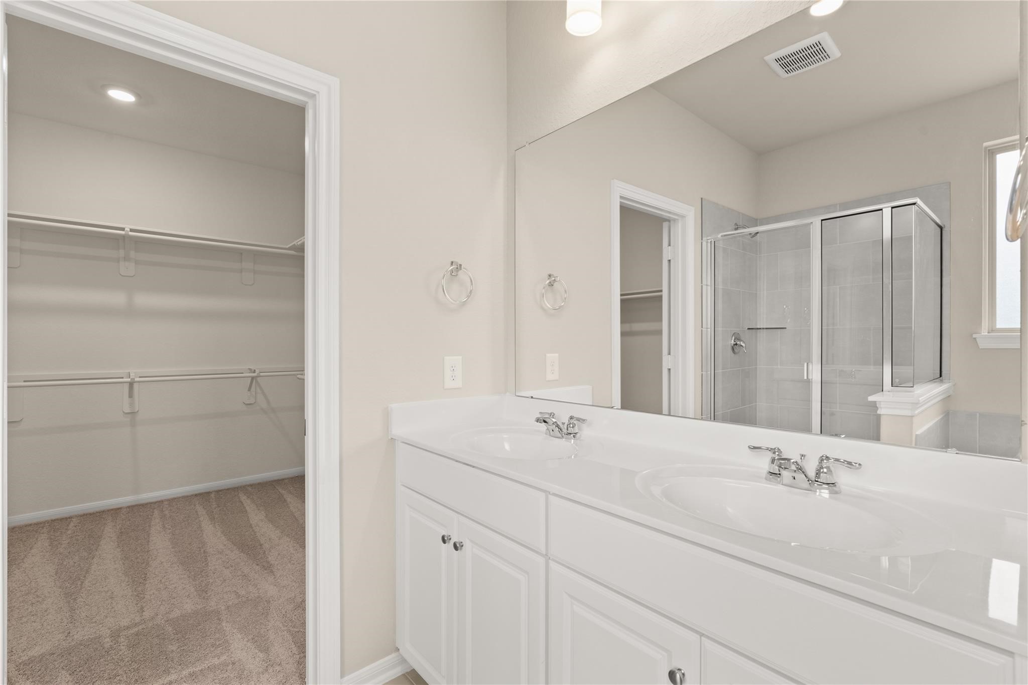 2459 Solaris Bend Drive Property Photo 4