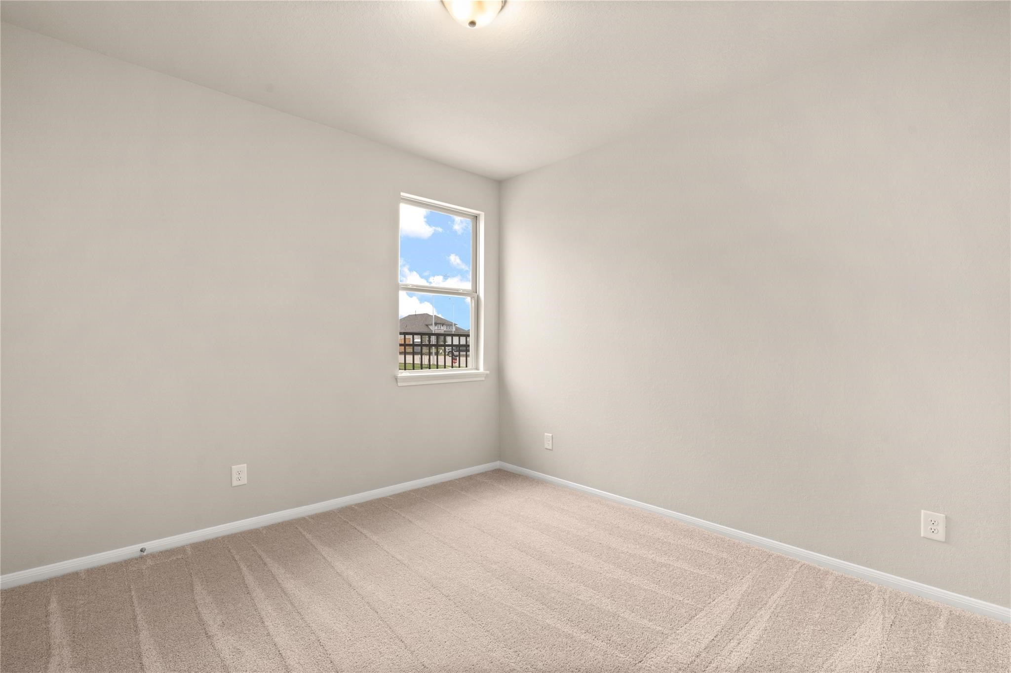 2459 Solaris Bend Drive Property Photo 10