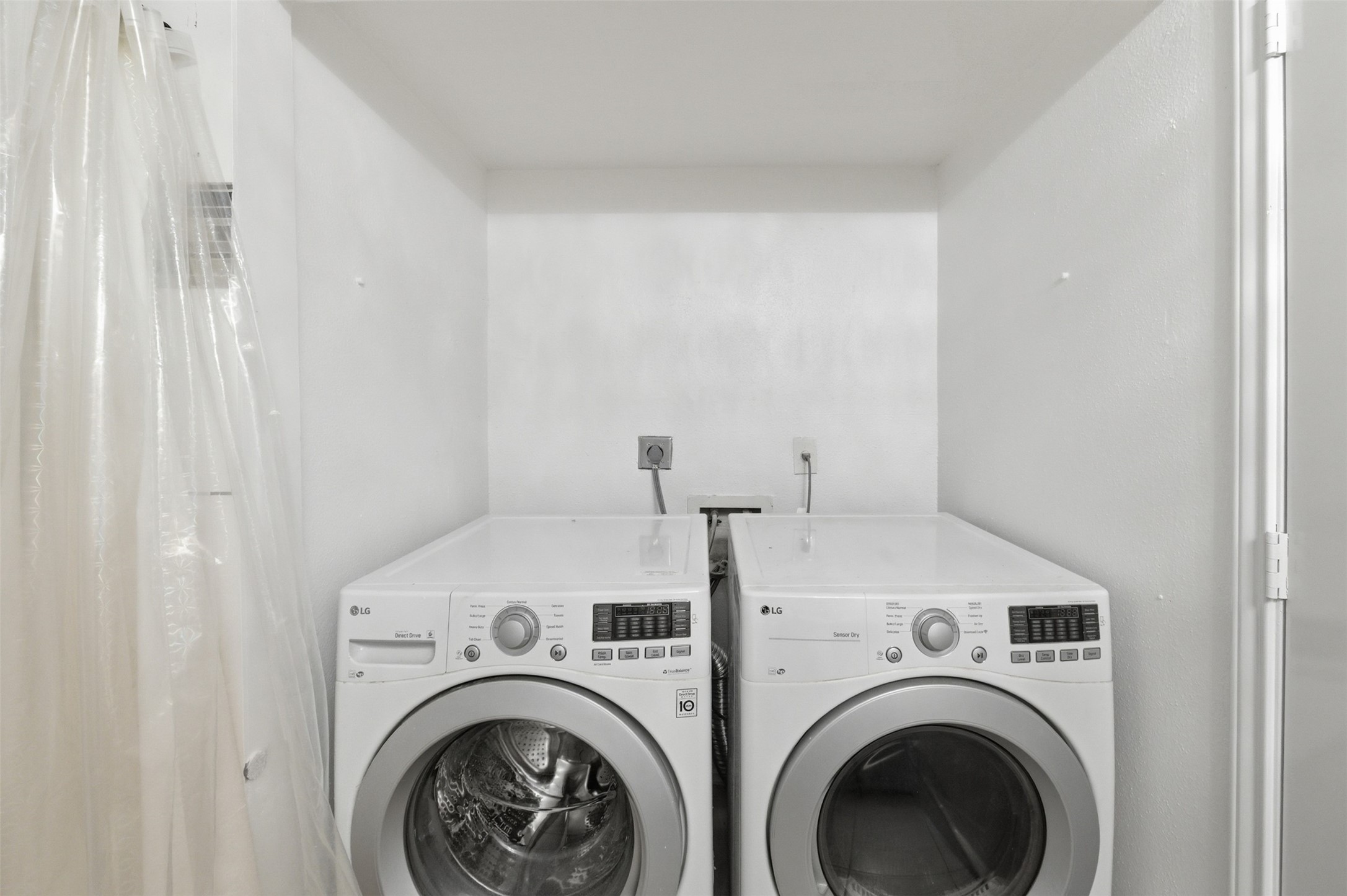 12503 Newbrook Drive Property Photo 17
