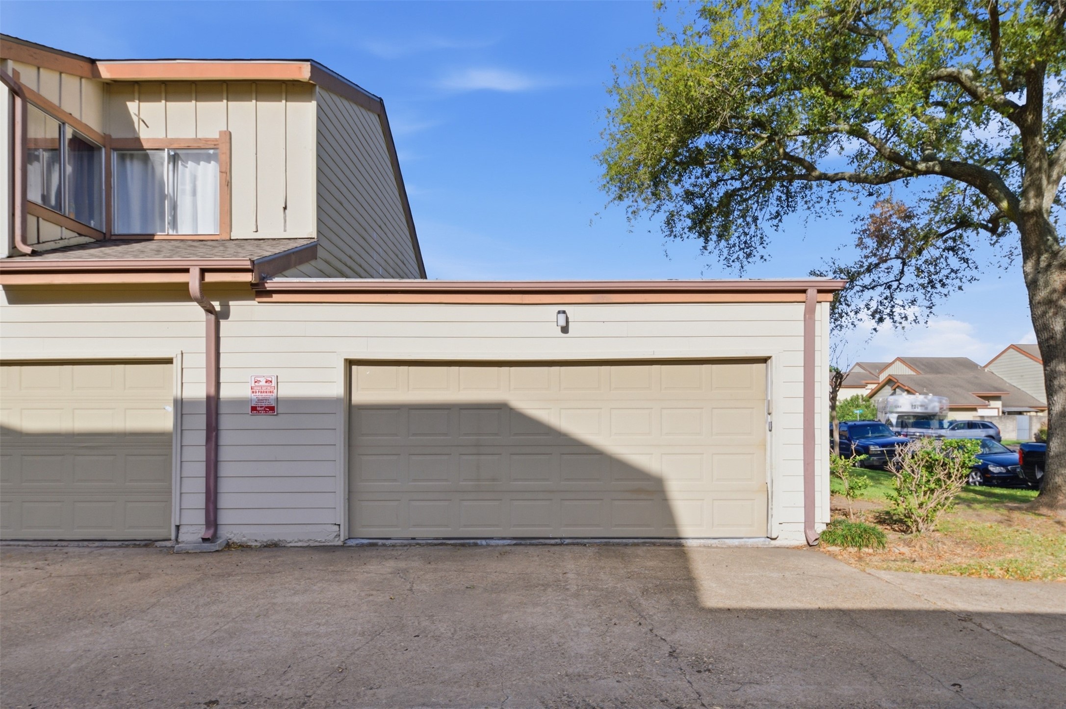 12503 Newbrook Drive Property Photo 24