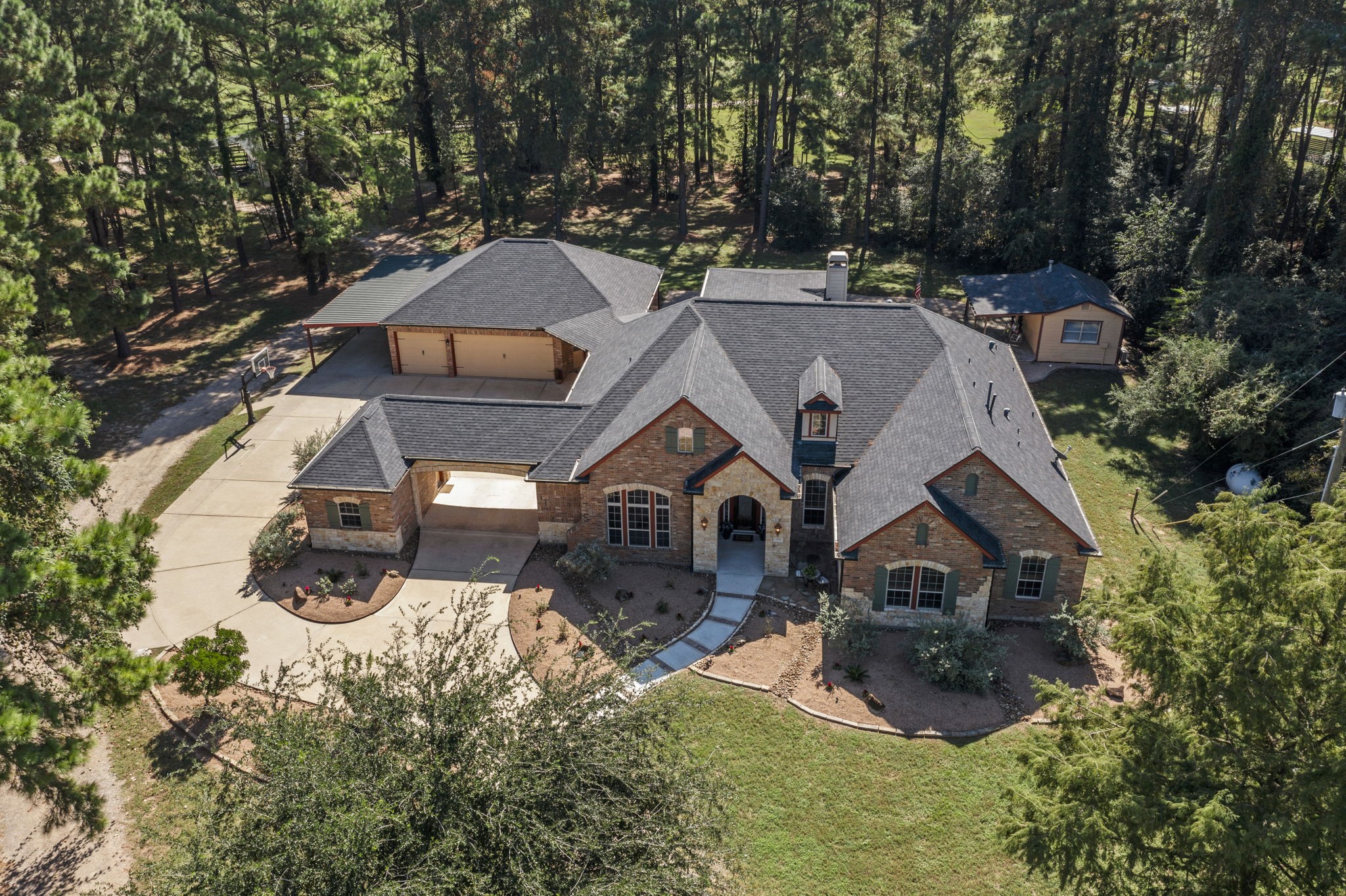 1534 Virgie Community Road Property Photo