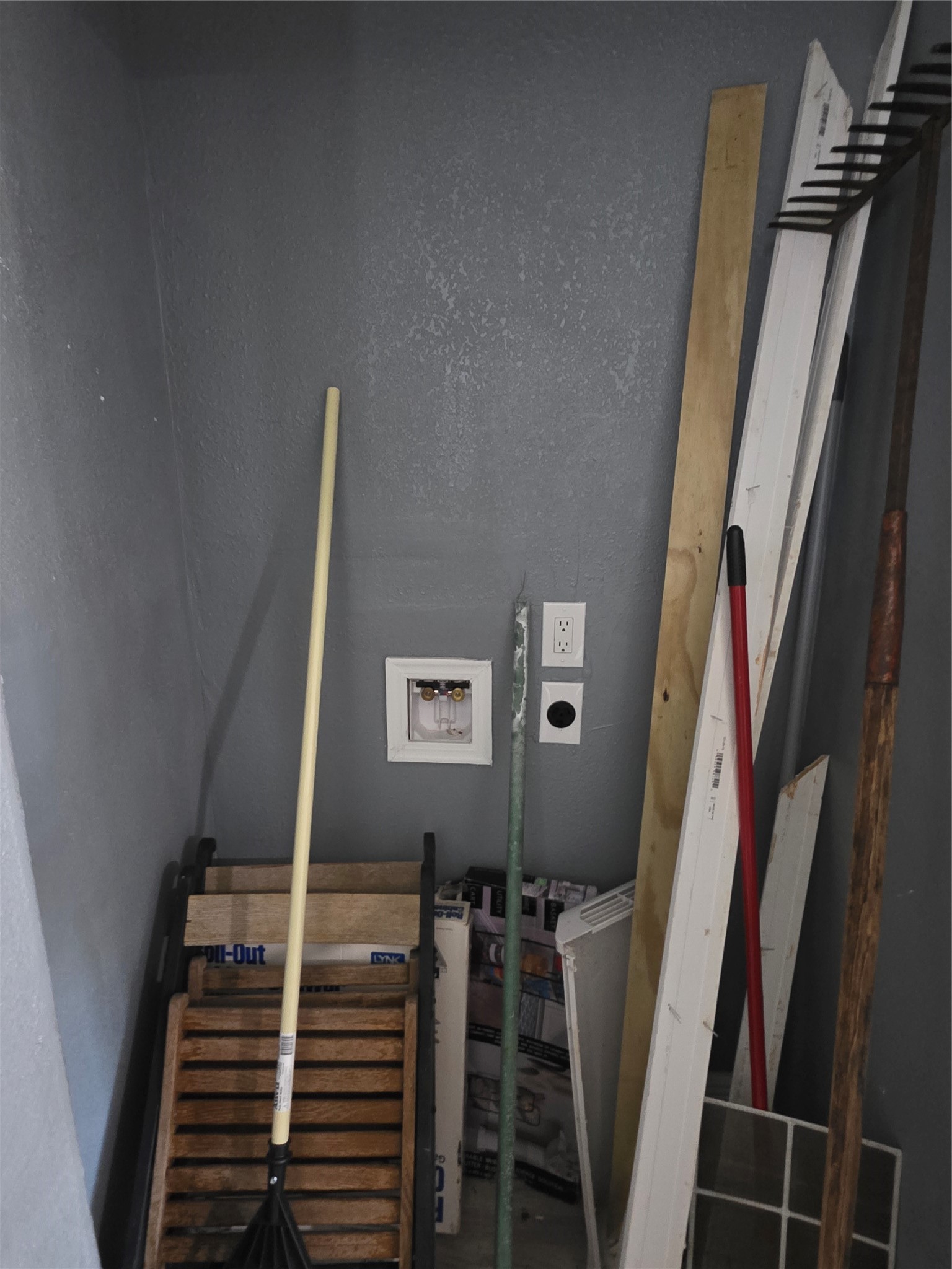 9330 Chesterfield Drive Property Photo 4