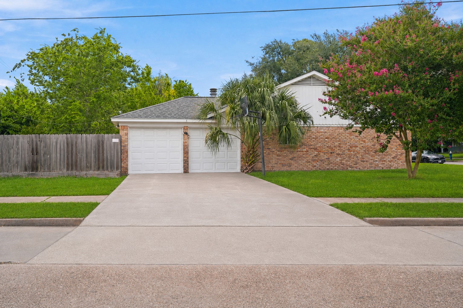 9546 Meadowvale Drive Property Photo 18