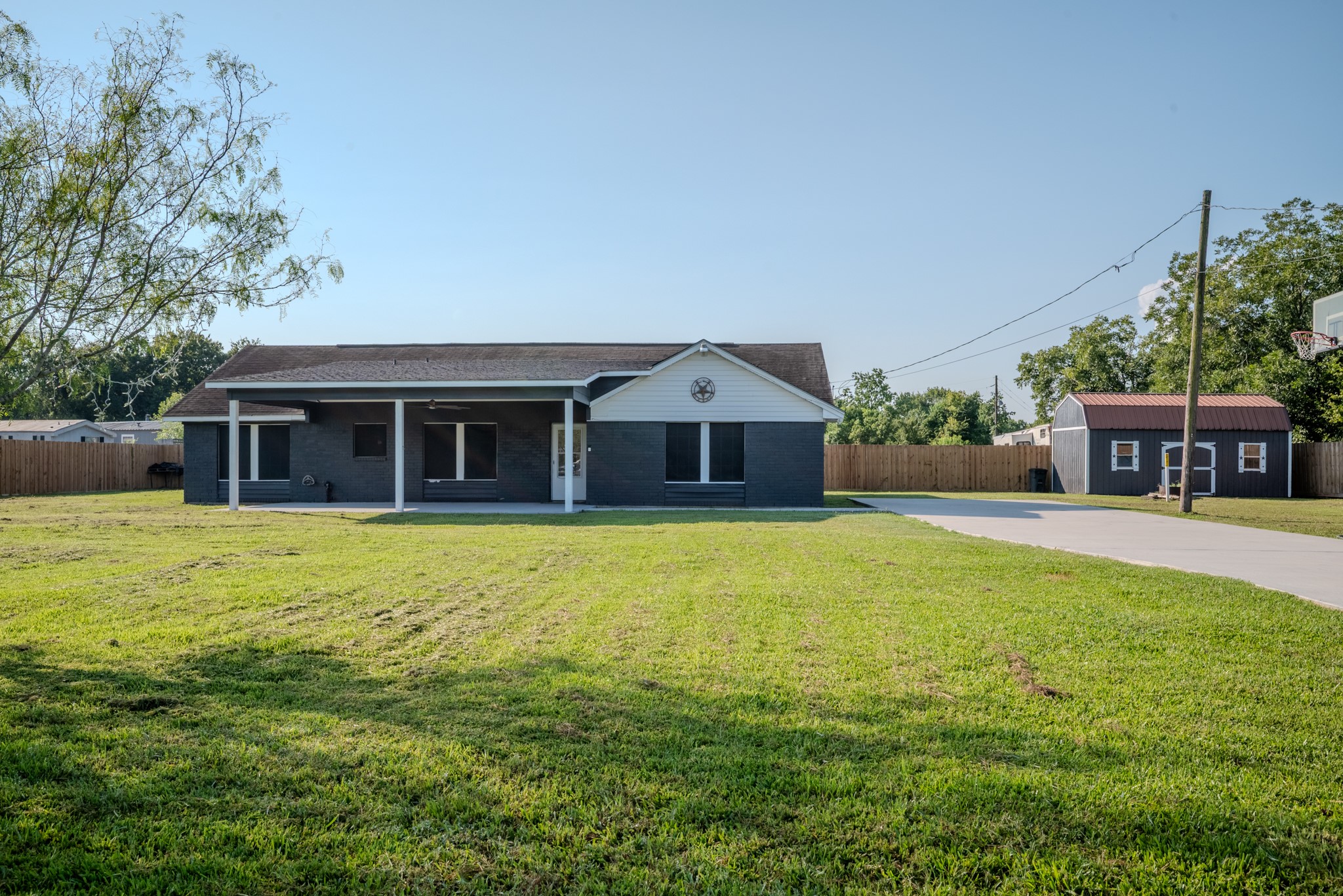 1102 Crosby Dayton Road Property Photo 5