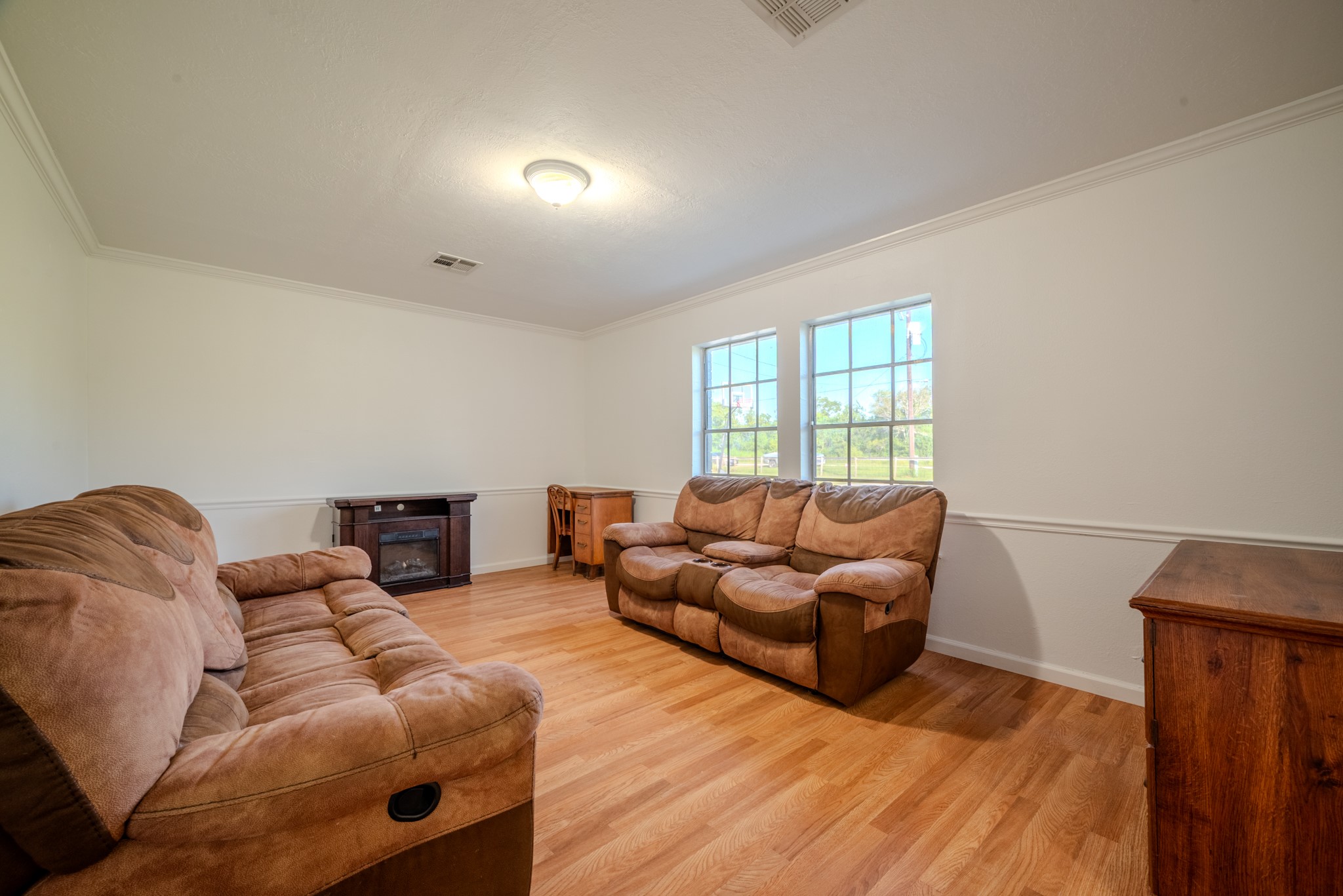 1102 Crosby Dayton Road Property Photo 10