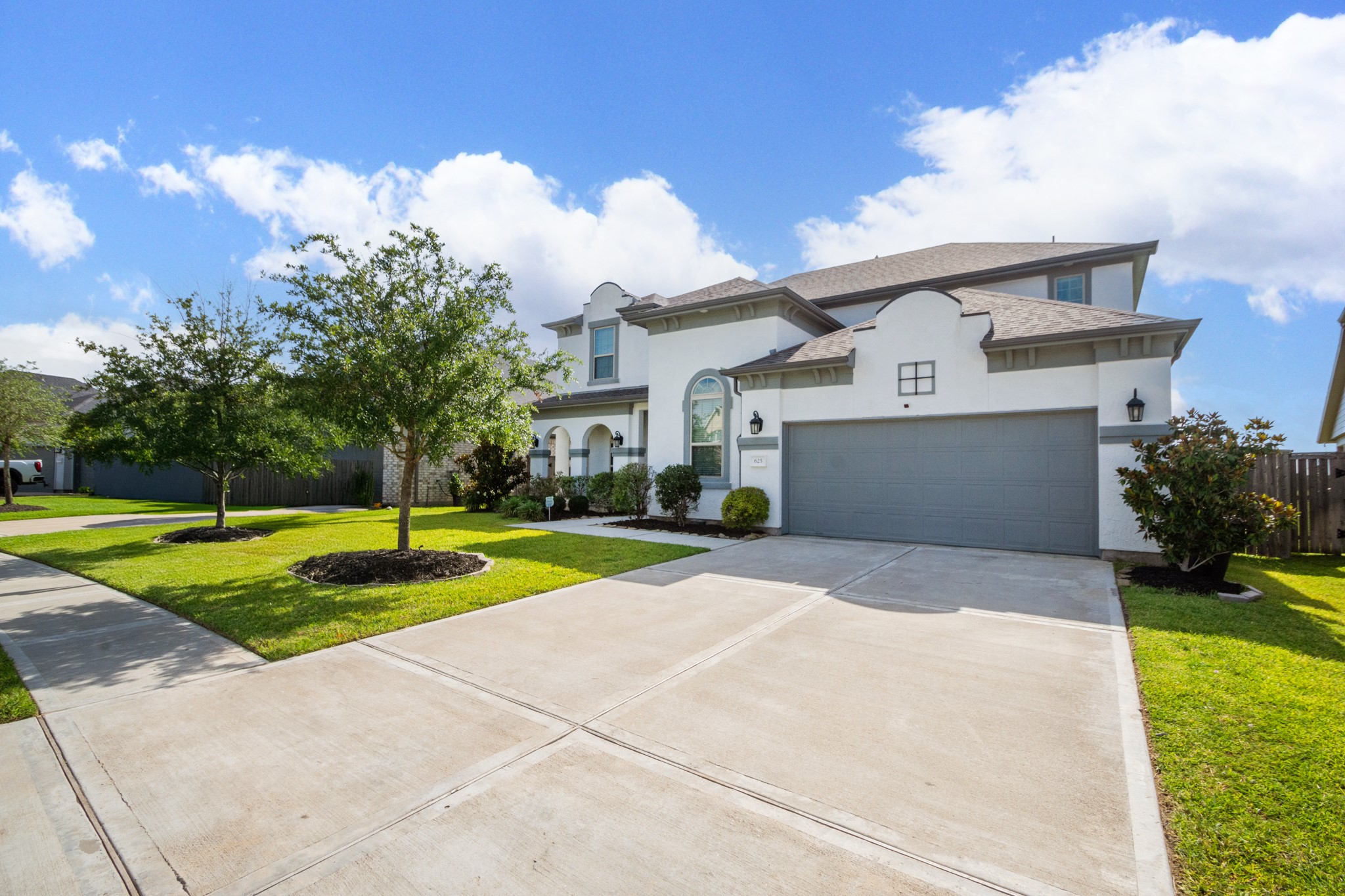 625 Beachman Shore Lane Property Photo 1