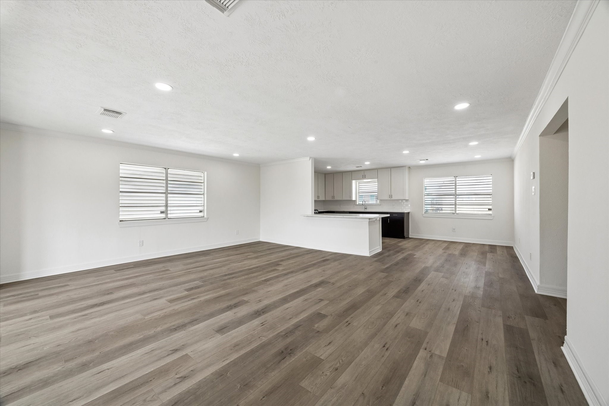 1079 Redfish Street Property Photo 4
