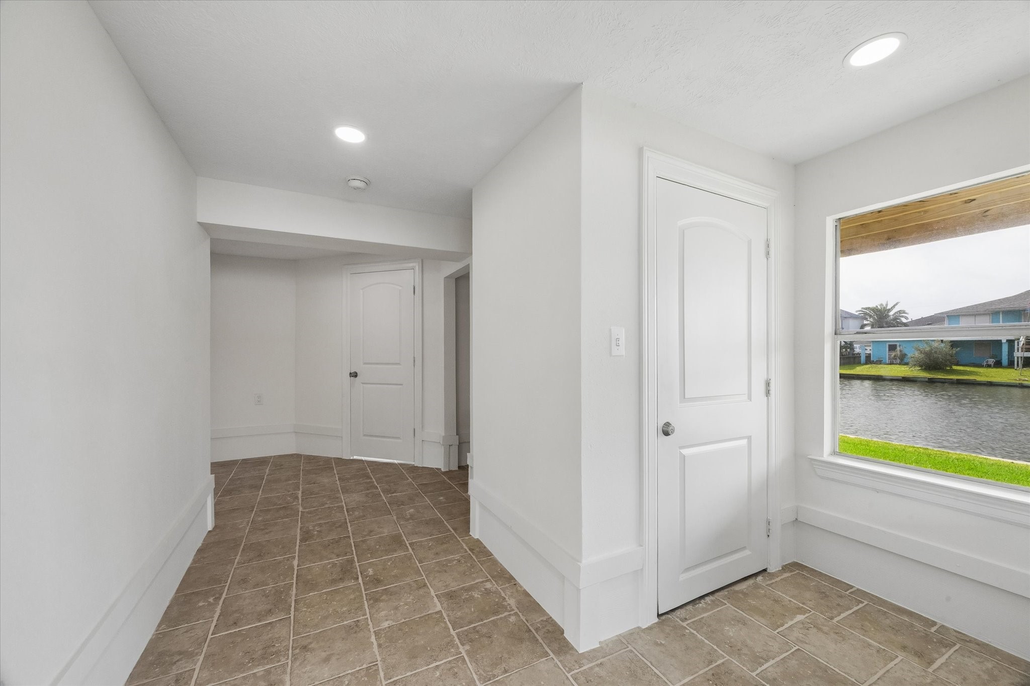 1079 Redfish Street Property Photo 13