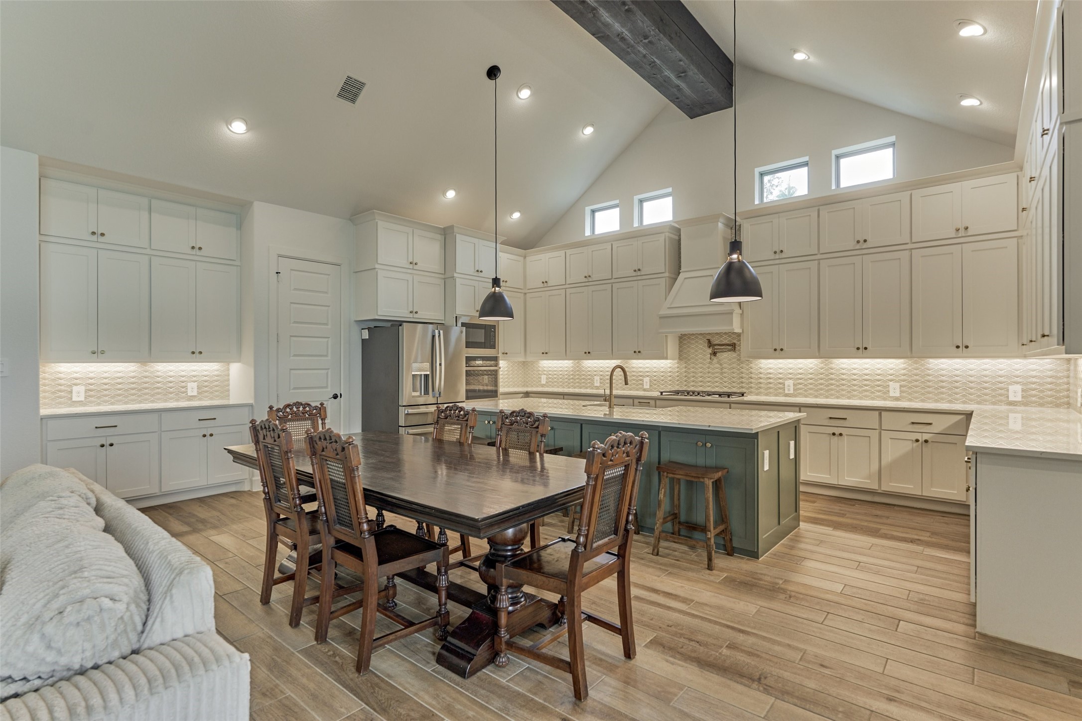 15650 Audubon Park Drive Property Photo 8