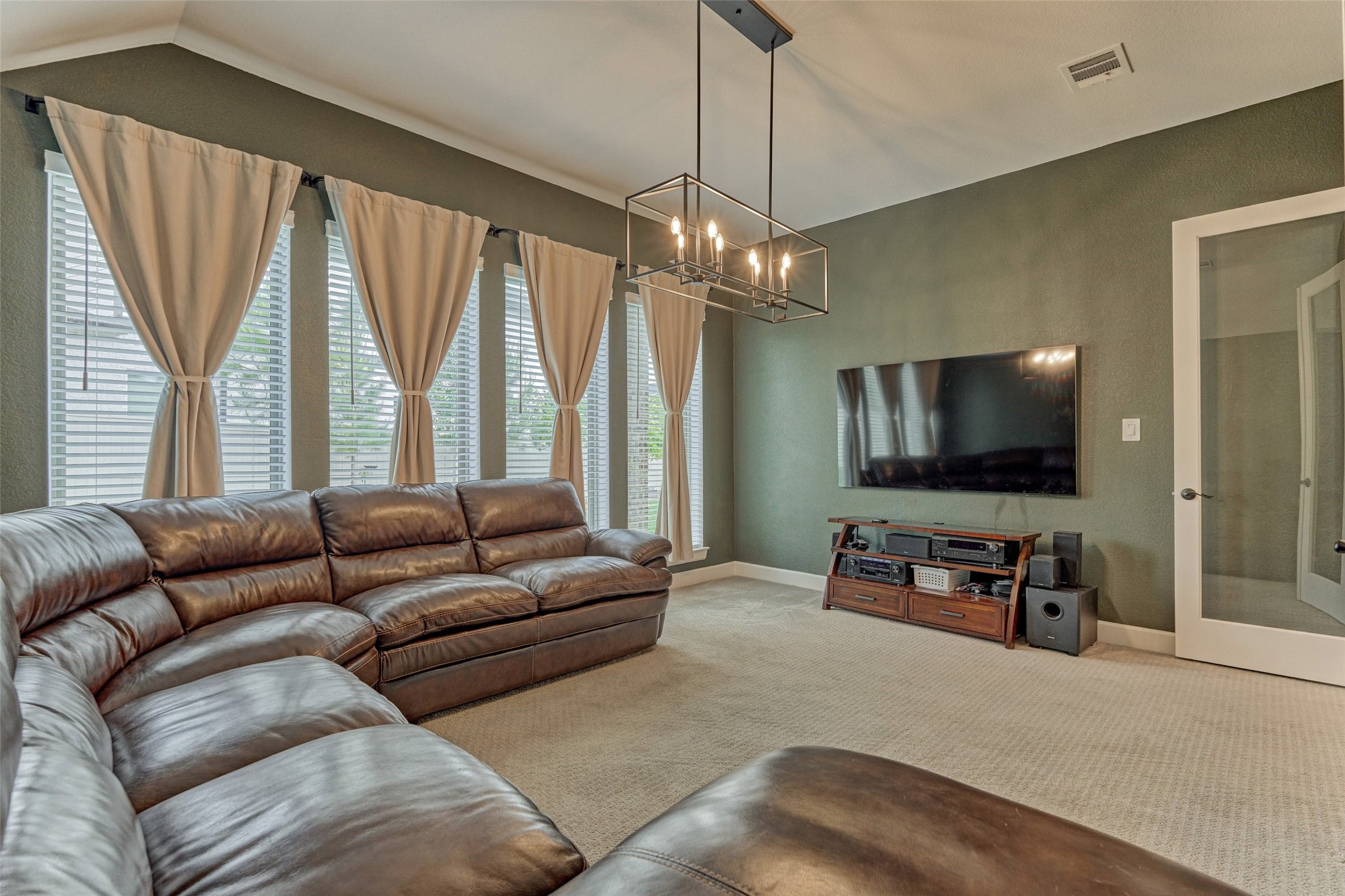 15650 Audubon Park Drive Property Photo 13