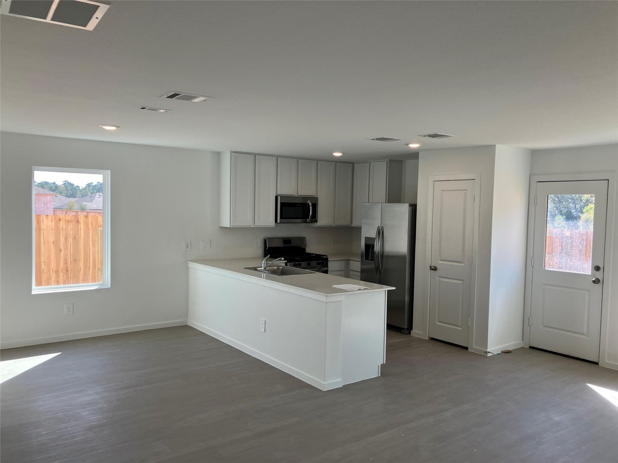 13326 Rayhill Drive Property Photo 1