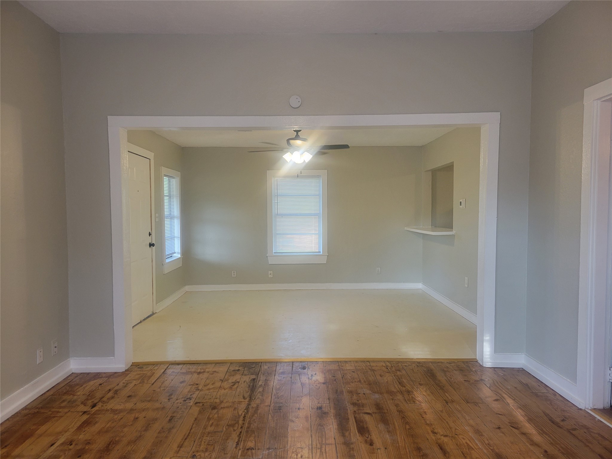 2526 3rd 1/2 Avenue N Property Photo 9