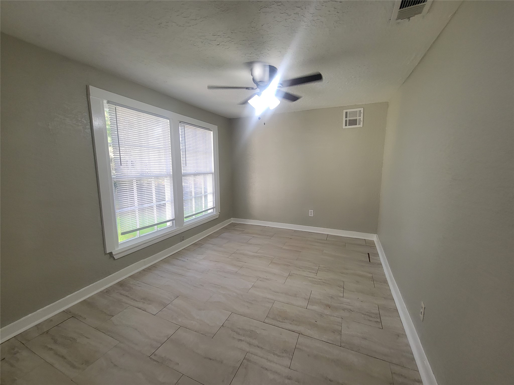 2526 3rd 1/2 Avenue N Property Photo 11