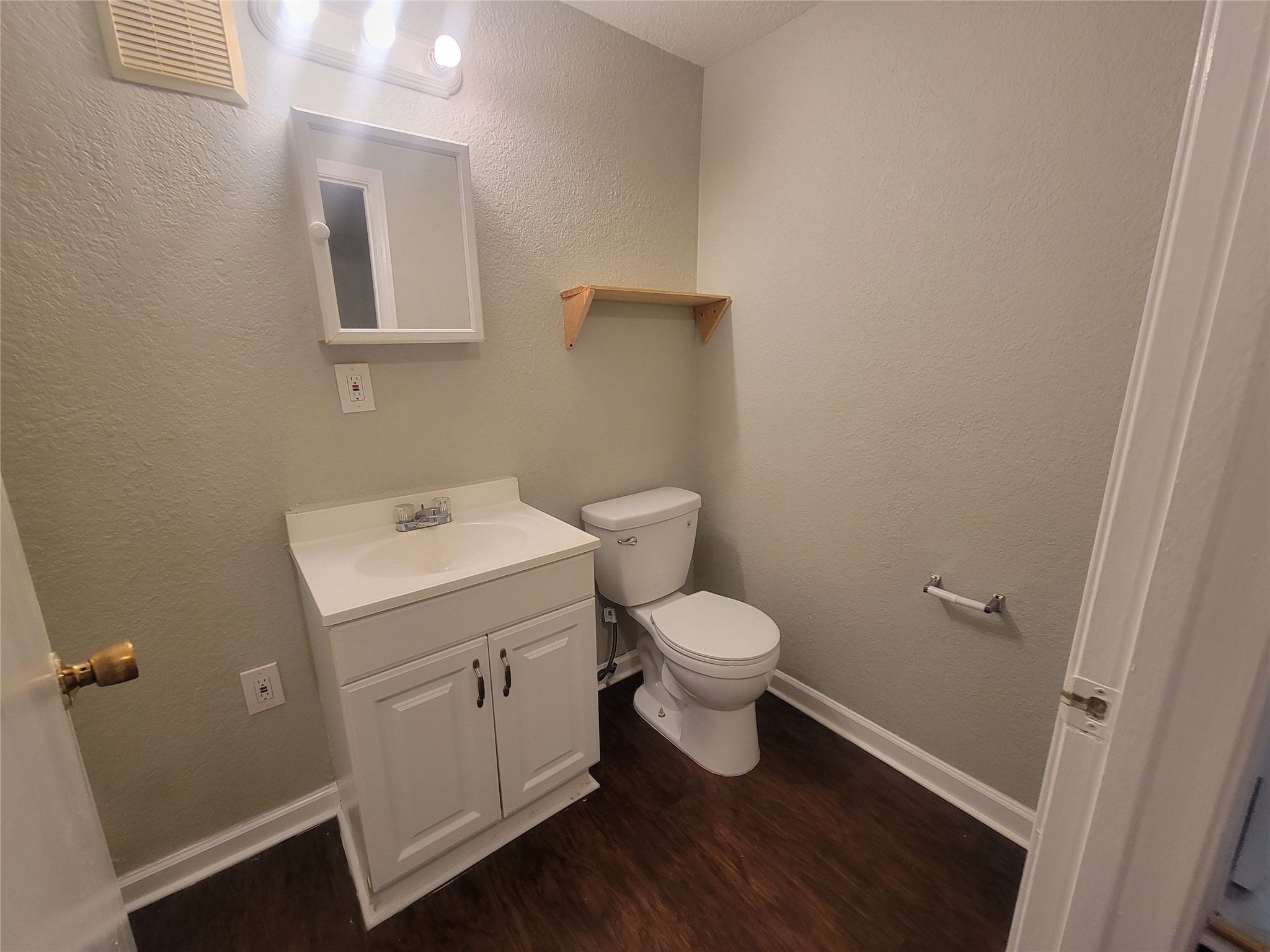 2526 3rd 1/2 Avenue N Property Photo 14