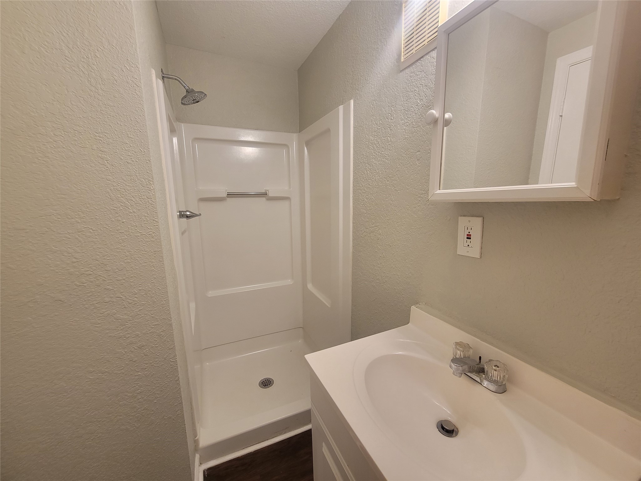2526 3rd 1/2 Avenue N Property Photo 15