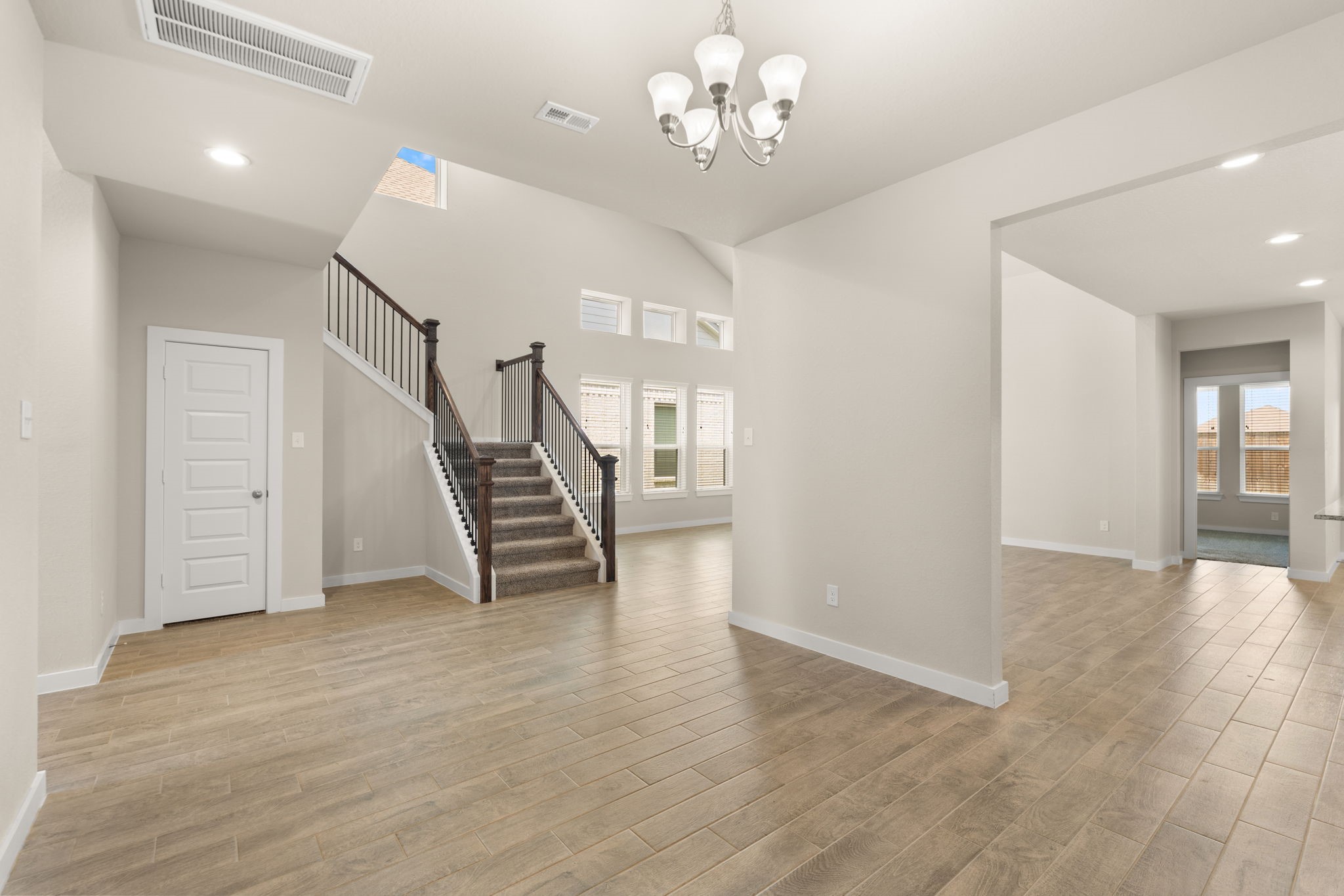 3431 Hackberry Tree Lane Property Photo 8