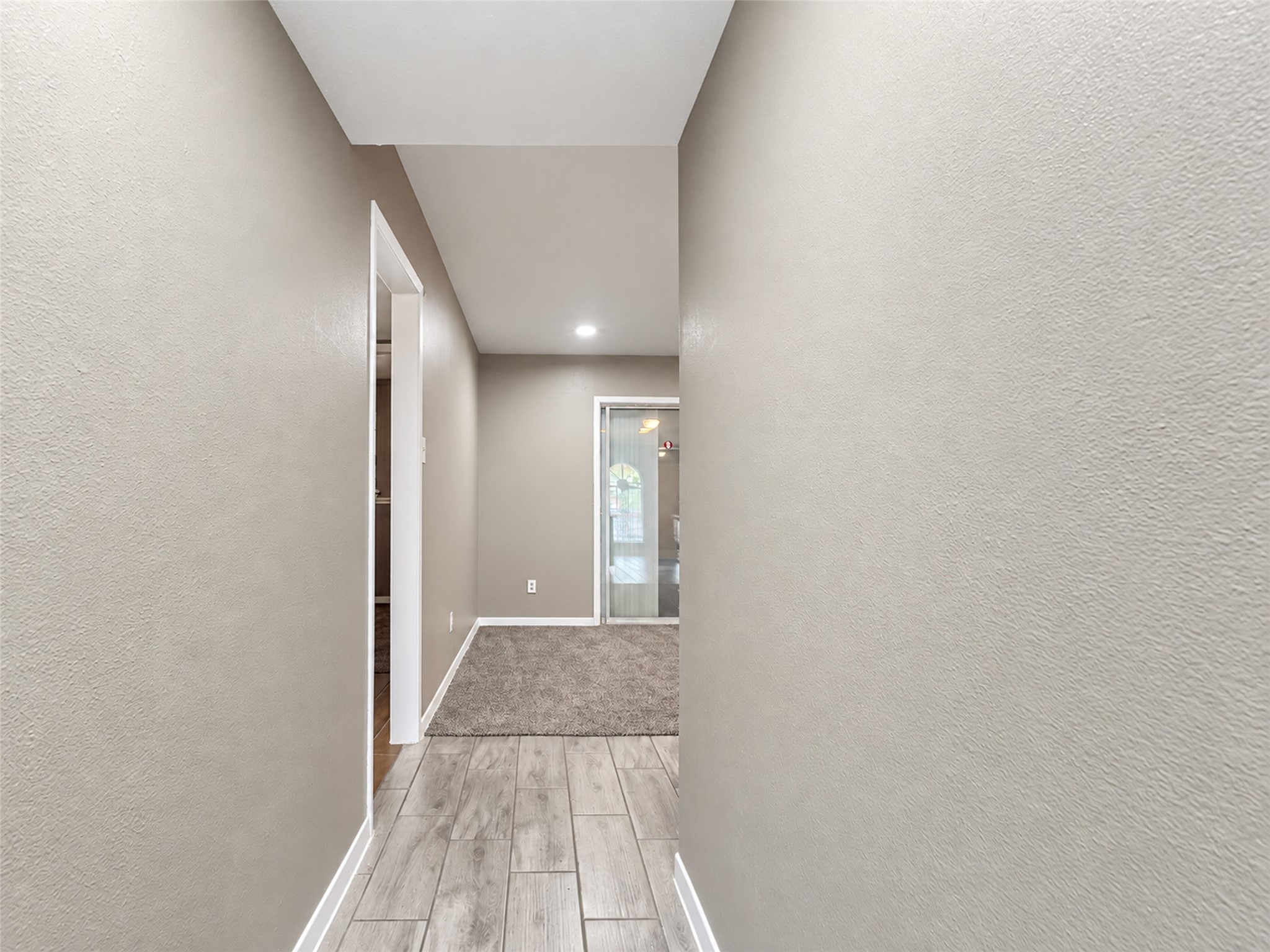 4223 Oak Shadows Drive Property Photo 7
