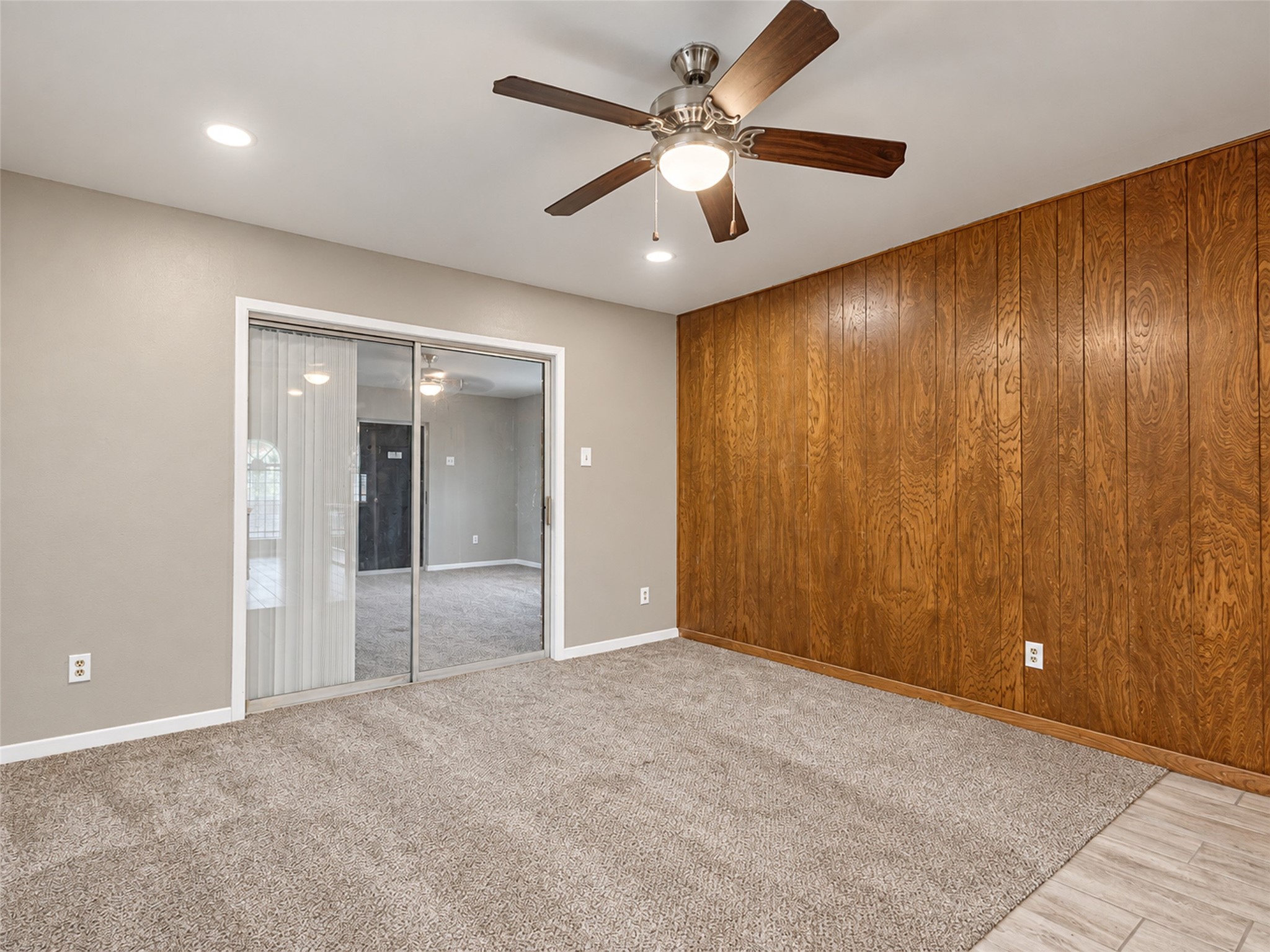 4223 Oak Shadows Drive Property Photo 8
