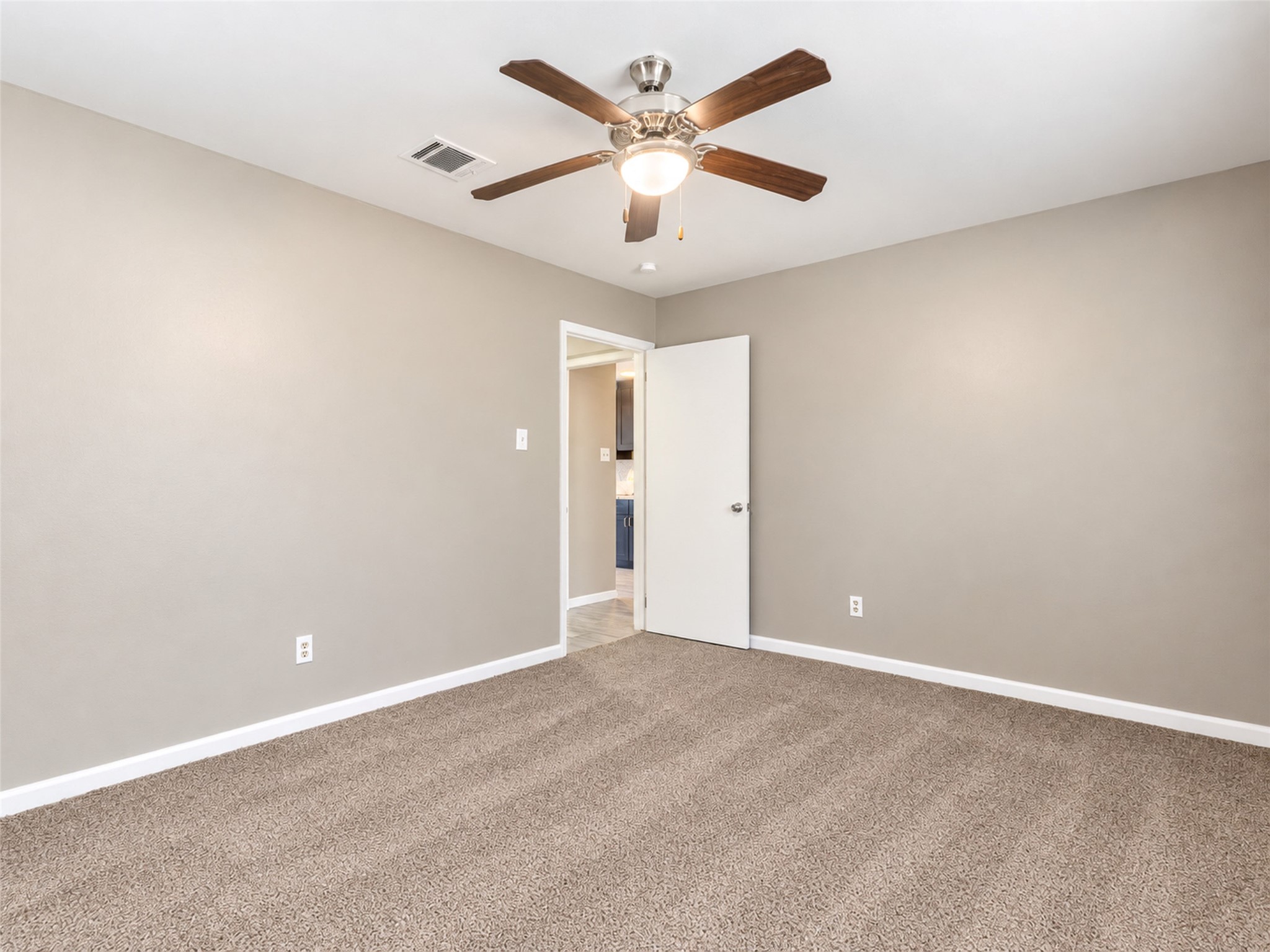 4223 Oak Shadows Drive Property Photo 18