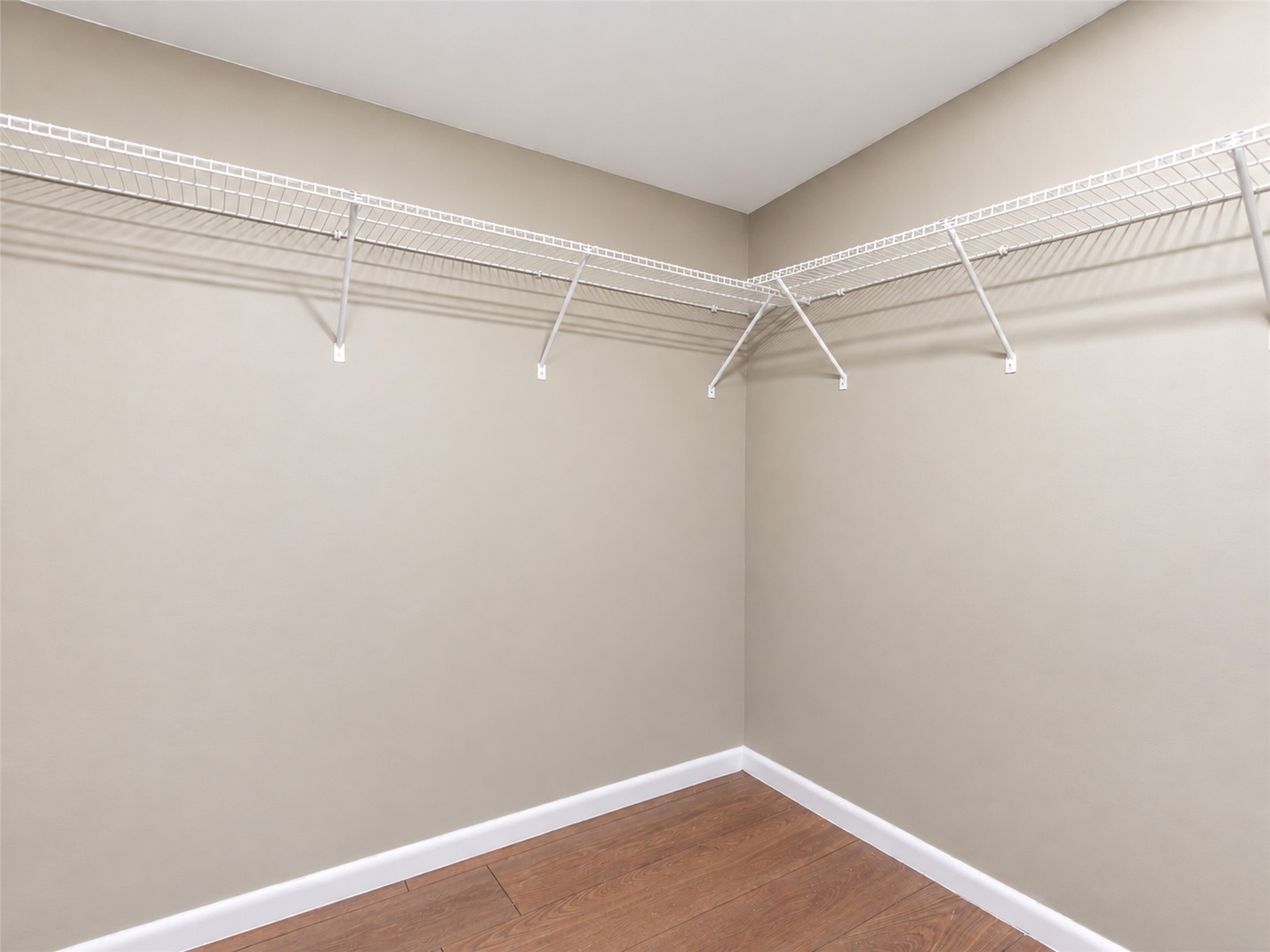 4223 Oak Shadows Drive Property Photo 19