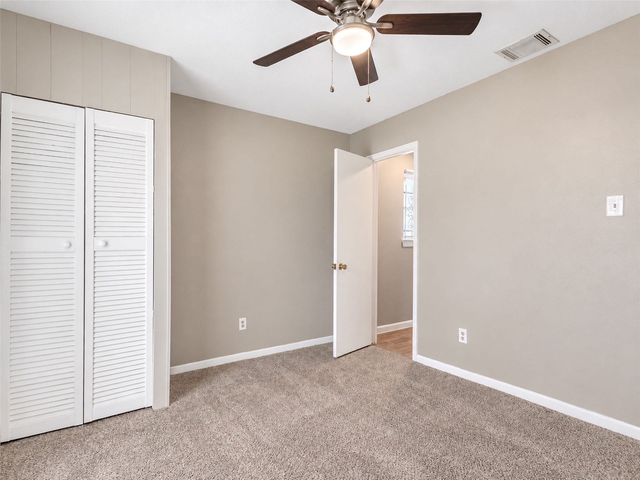 4223 Oak Shadows Drive Property Photo 23