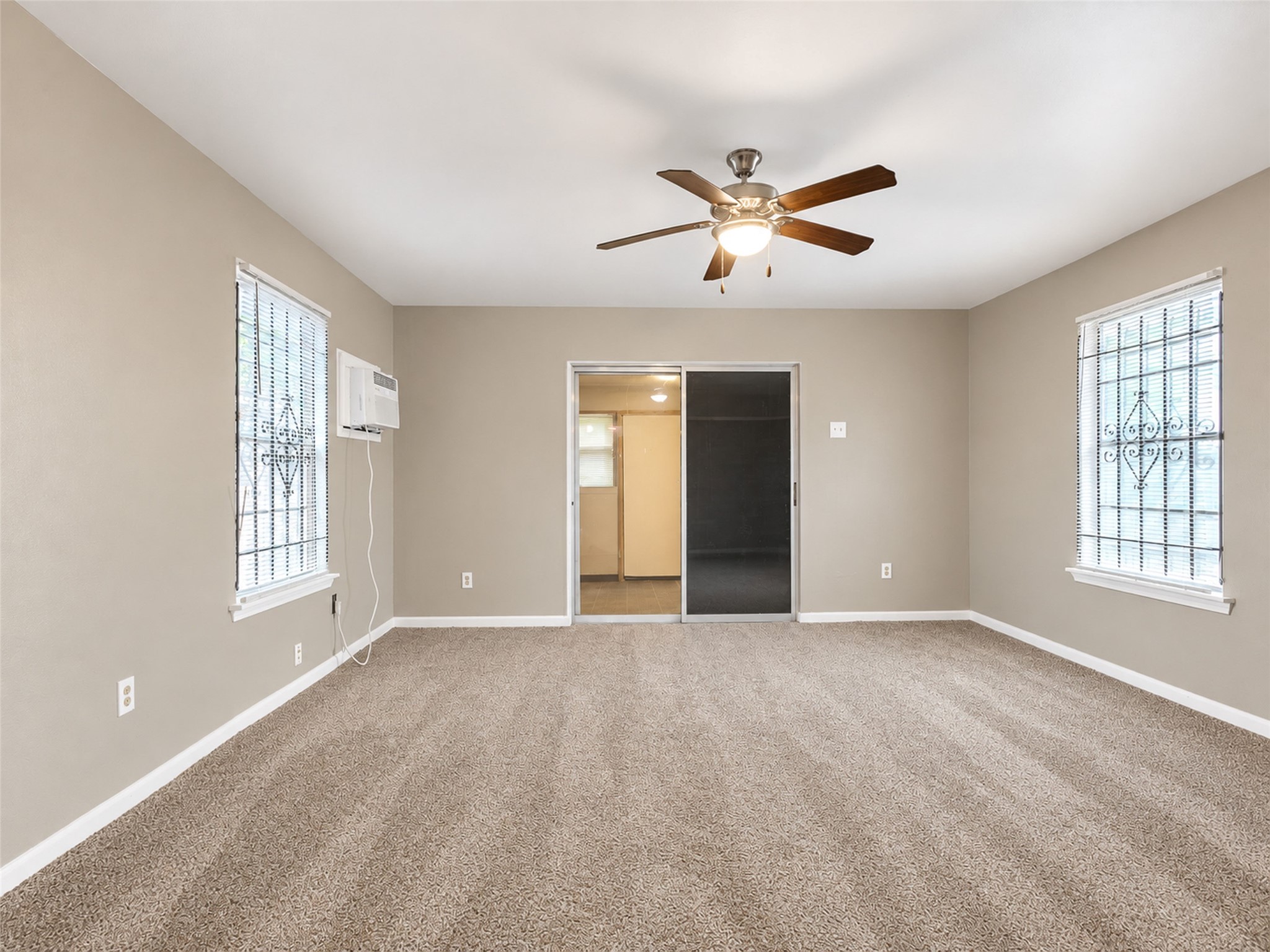 4223 Oak Shadows Drive Property Photo 29