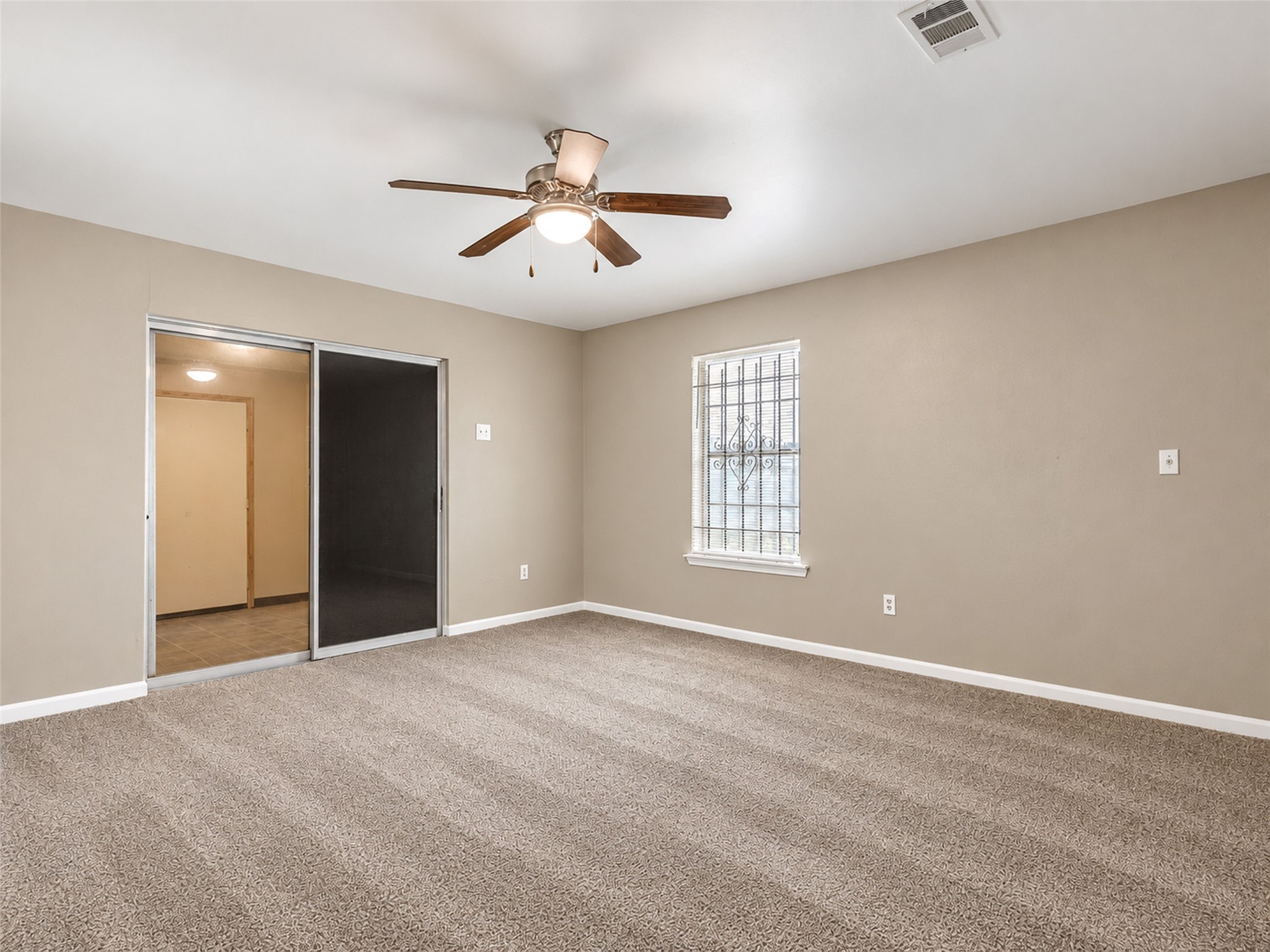 4223 Oak Shadows Drive Property Photo 30