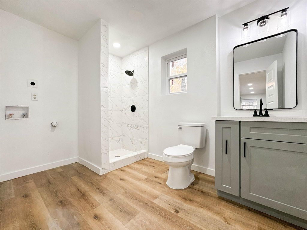 2223 San Antonio Property Photo 2
