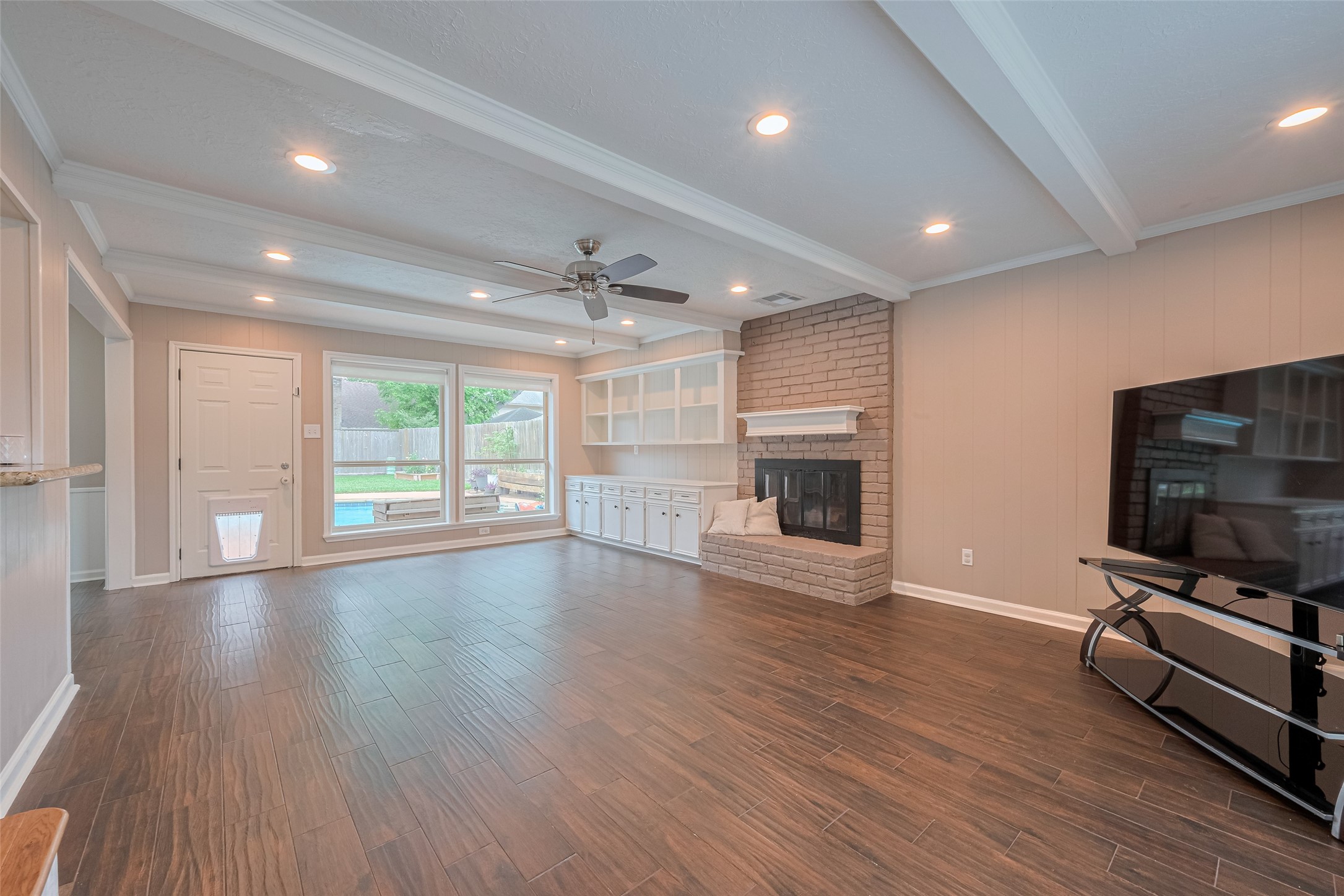 11406 Inwood Drive Property Photo 8