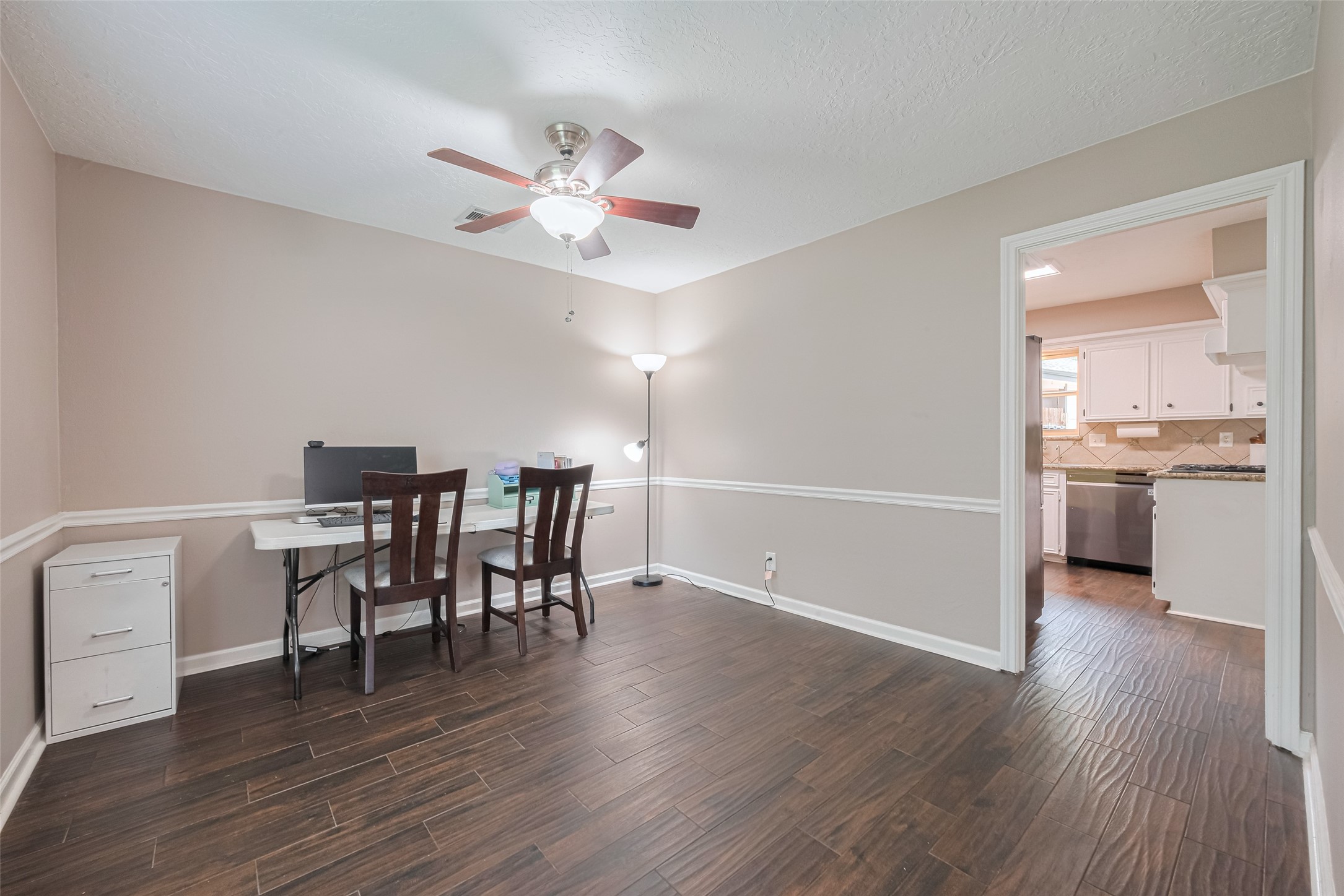 11406 Inwood Drive Property Photo 12
