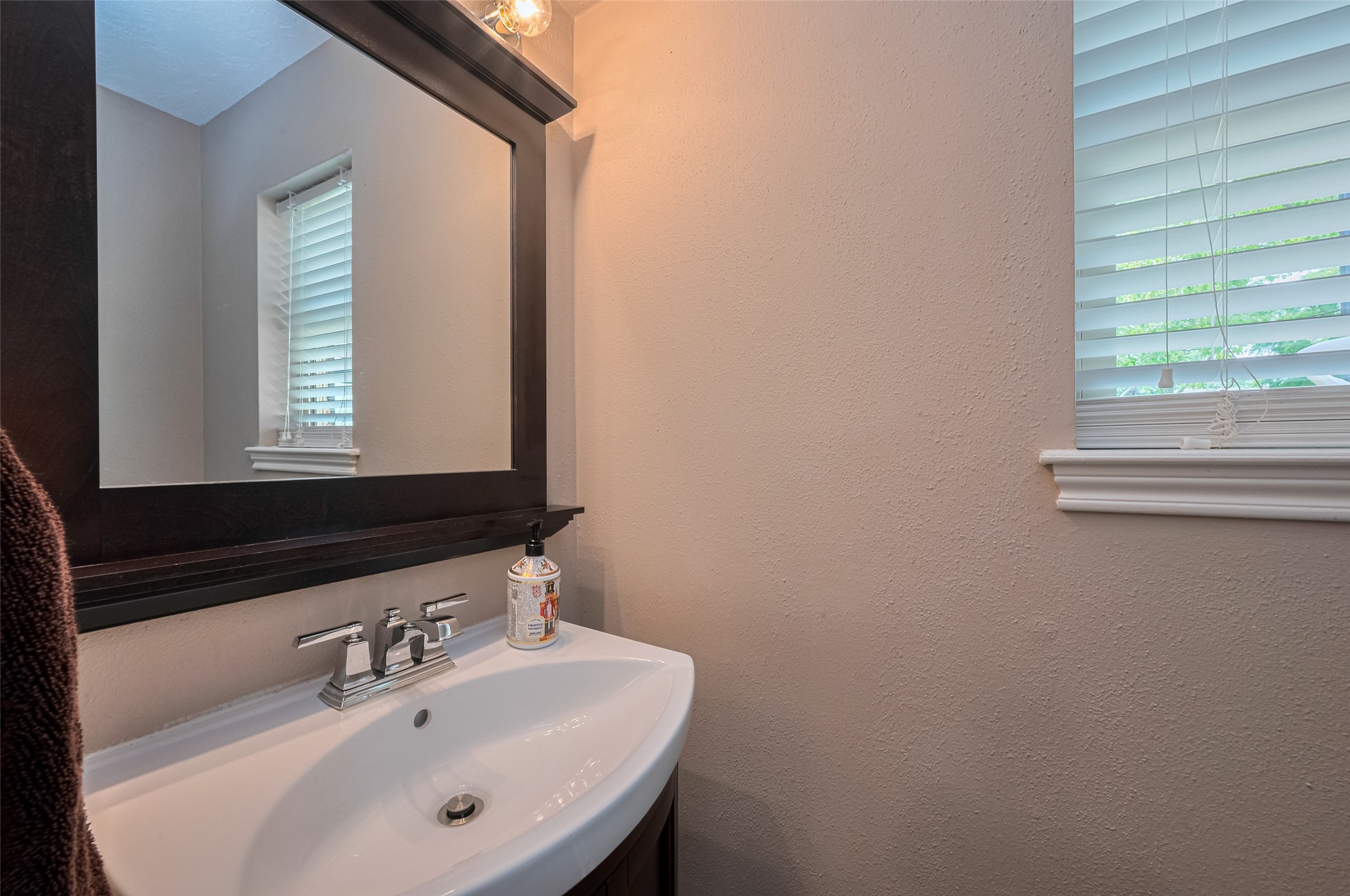 11406 Inwood Drive Property Photo 20
