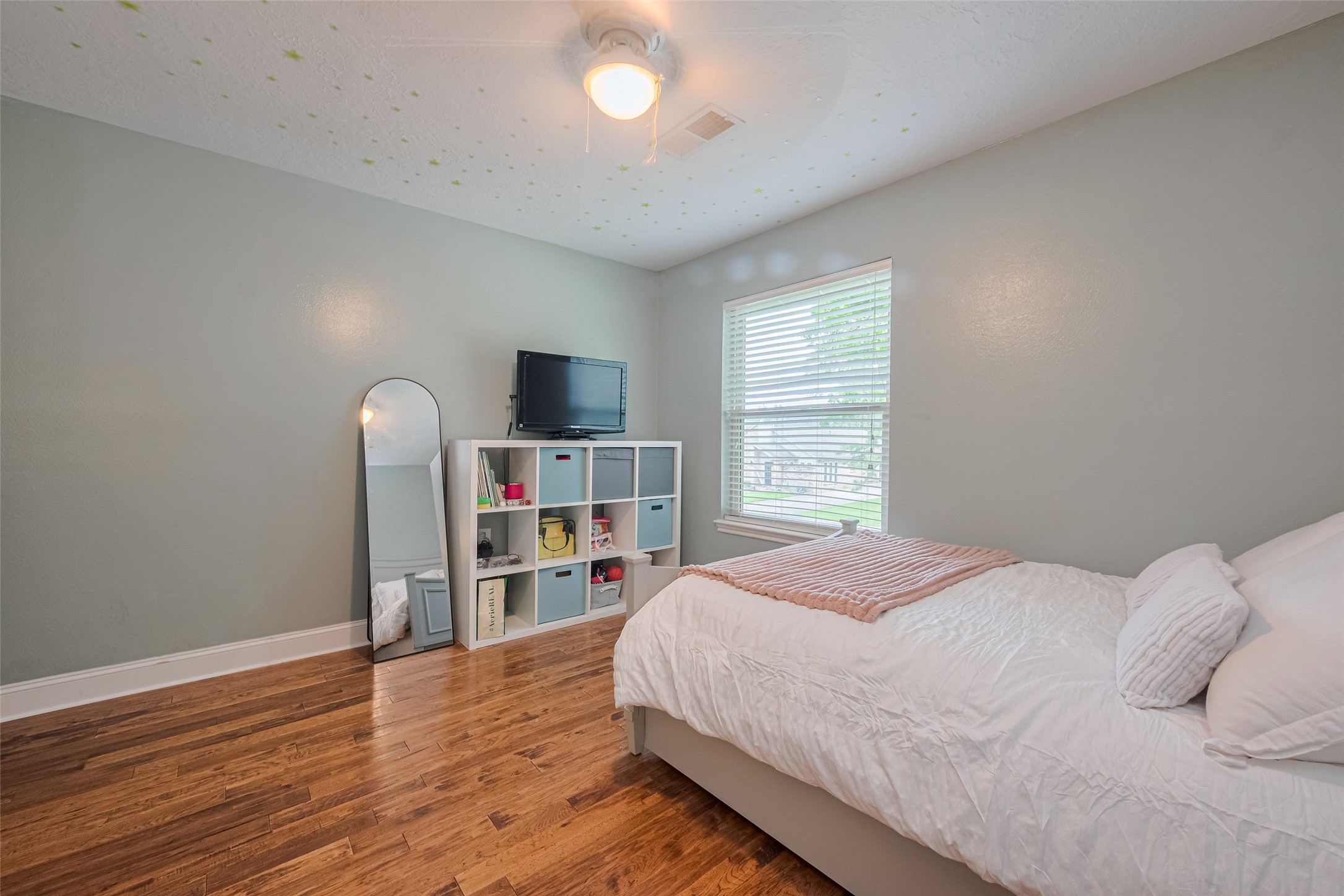 11406 Inwood Drive Property Photo 24