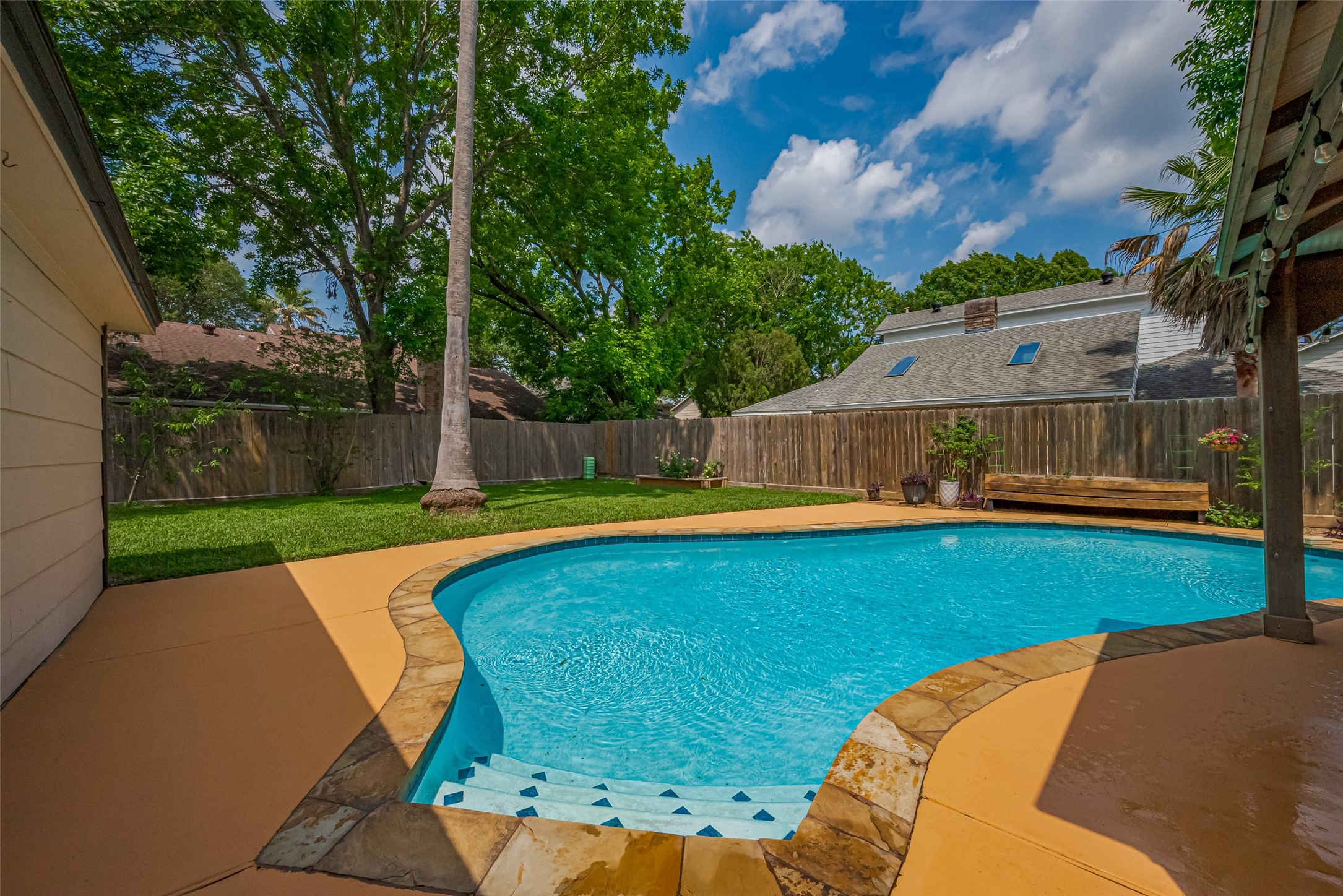 11406 Inwood Drive Property Photo 40