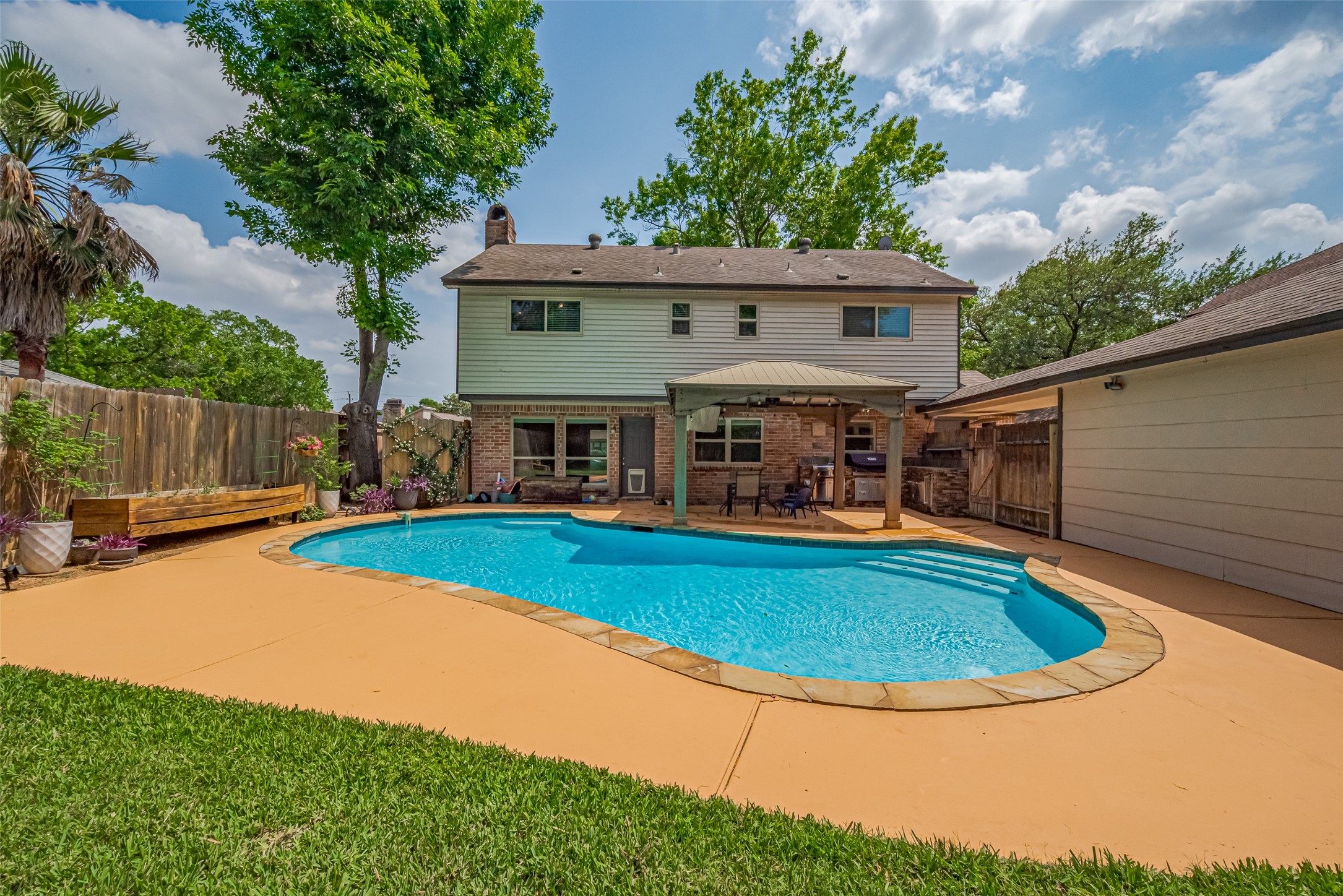 11406 Inwood Drive Property Photo 41