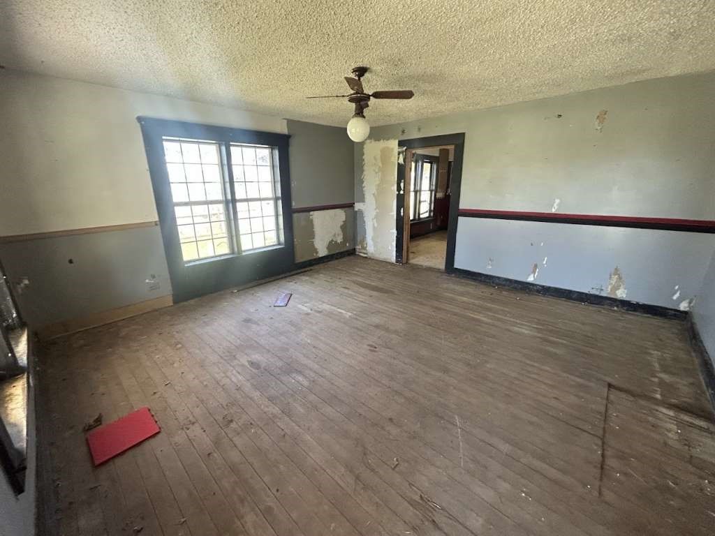 235 County Road 1407 Property Photo 4