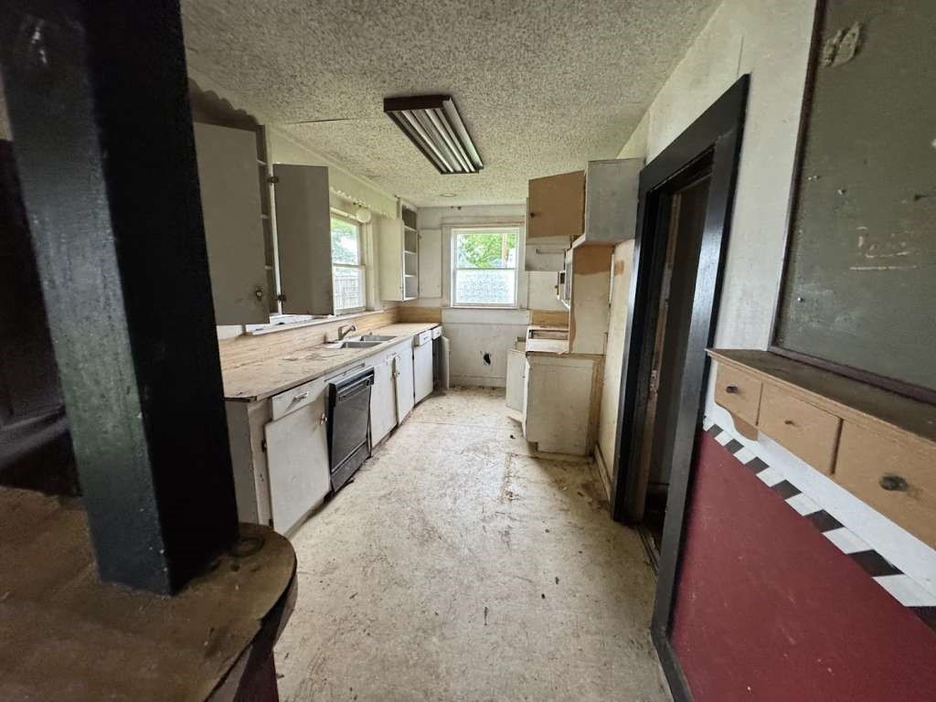 235 County Road 1407 Property Photo 9