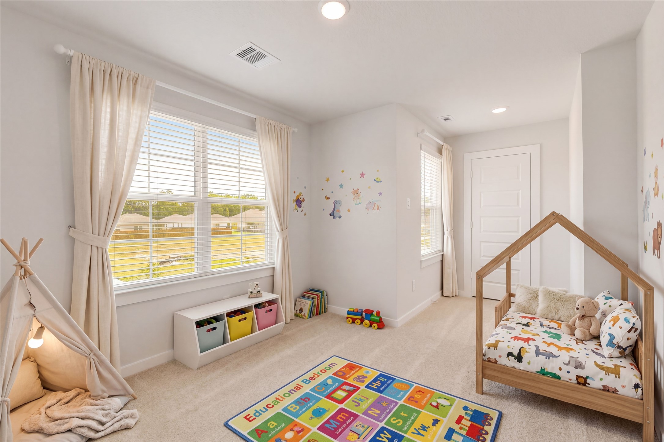10942 Independence Road Property Photo 12