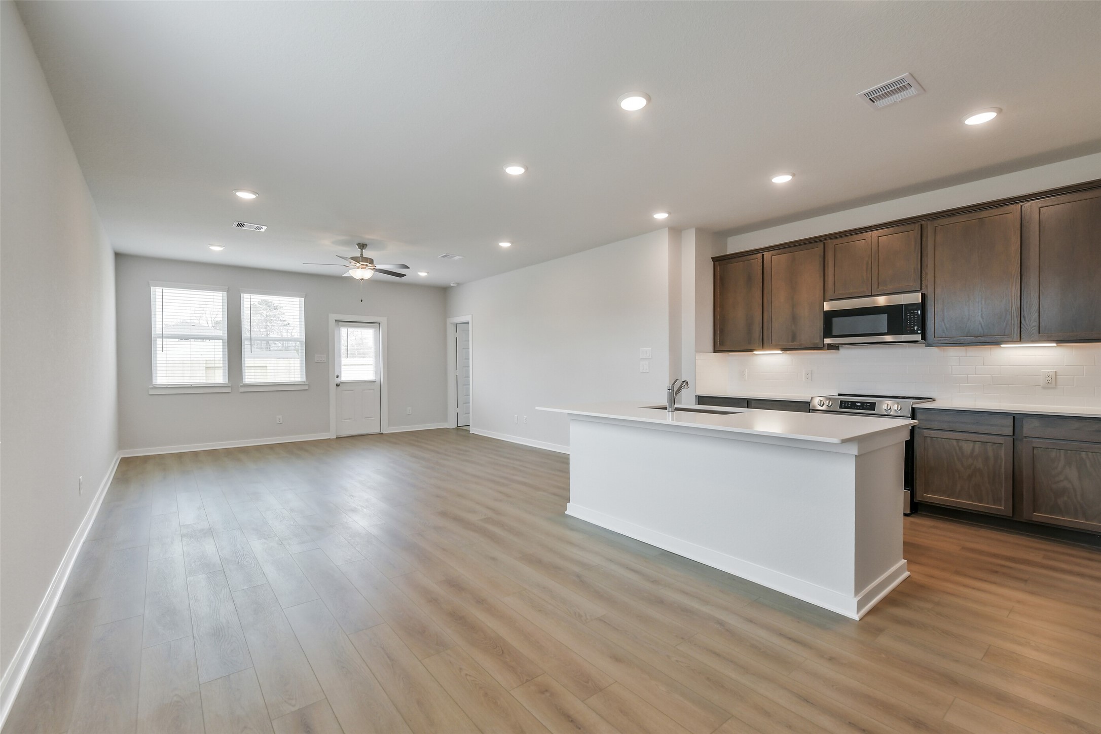 10942 Independence Road Property Photo 19