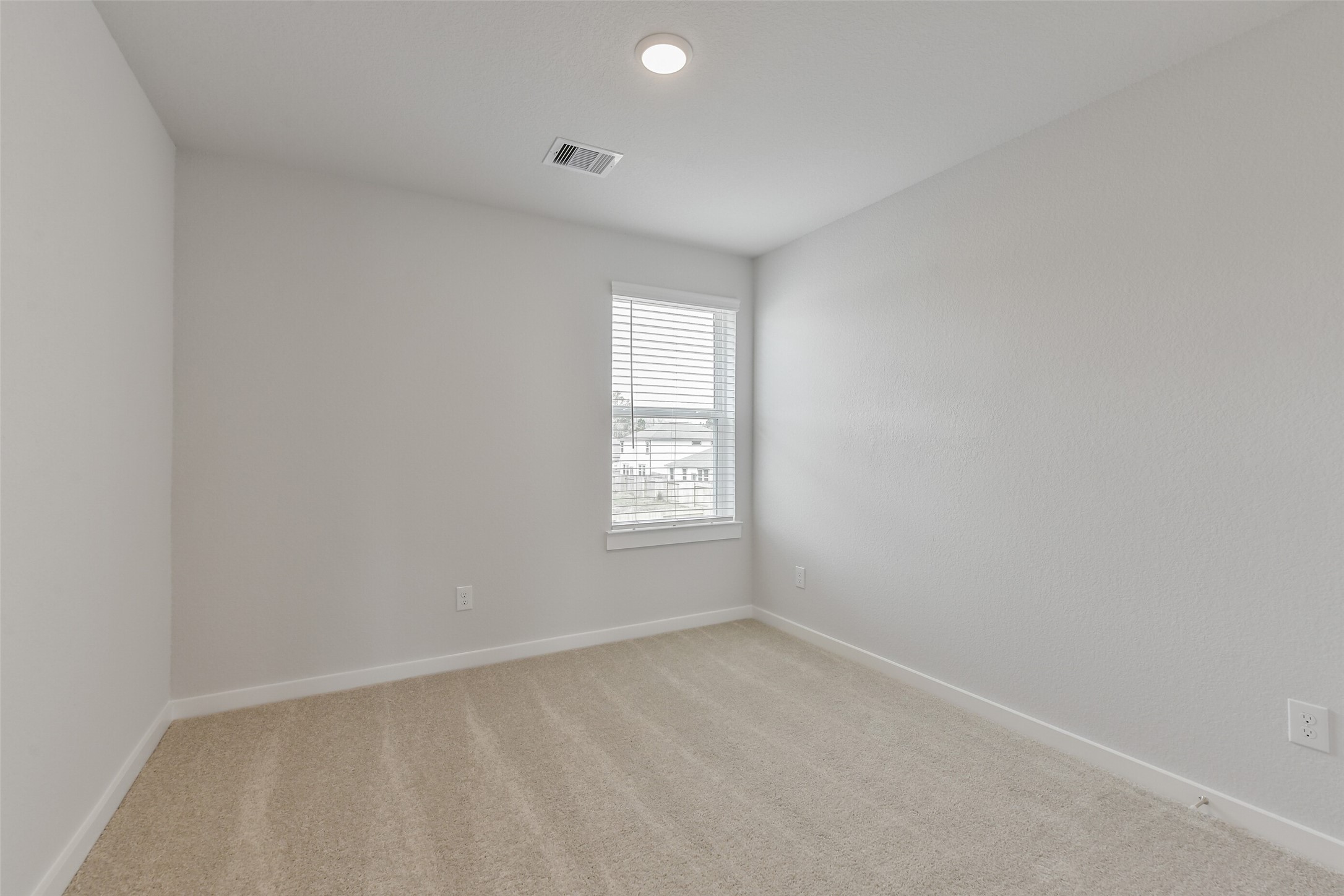 10942 Independence Road Property Photo 37